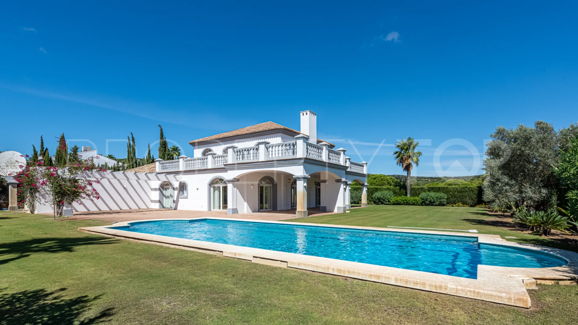 Zona L 5 bedrooms villa for sale