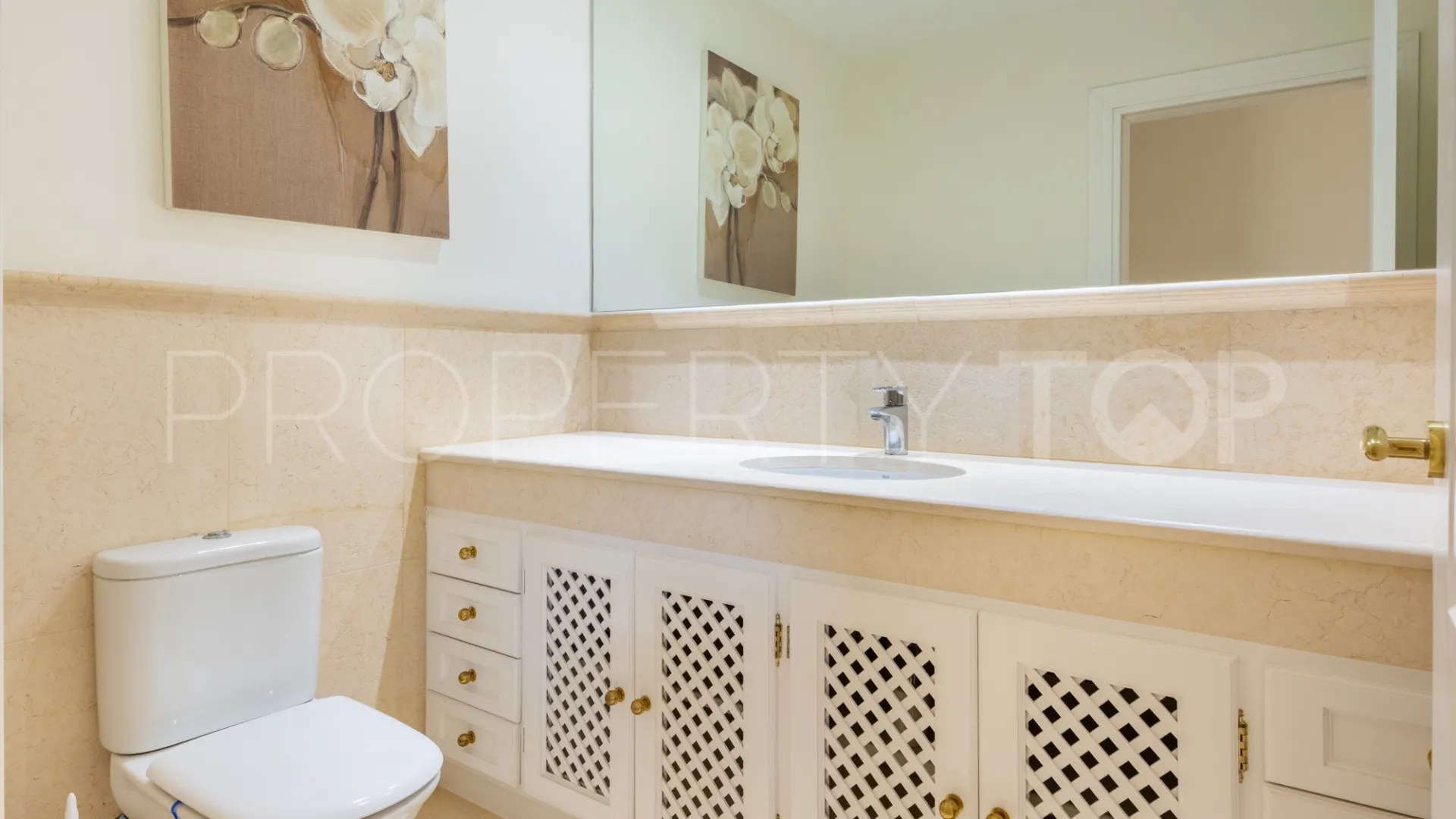 Zona L 5 bedrooms villa for sale