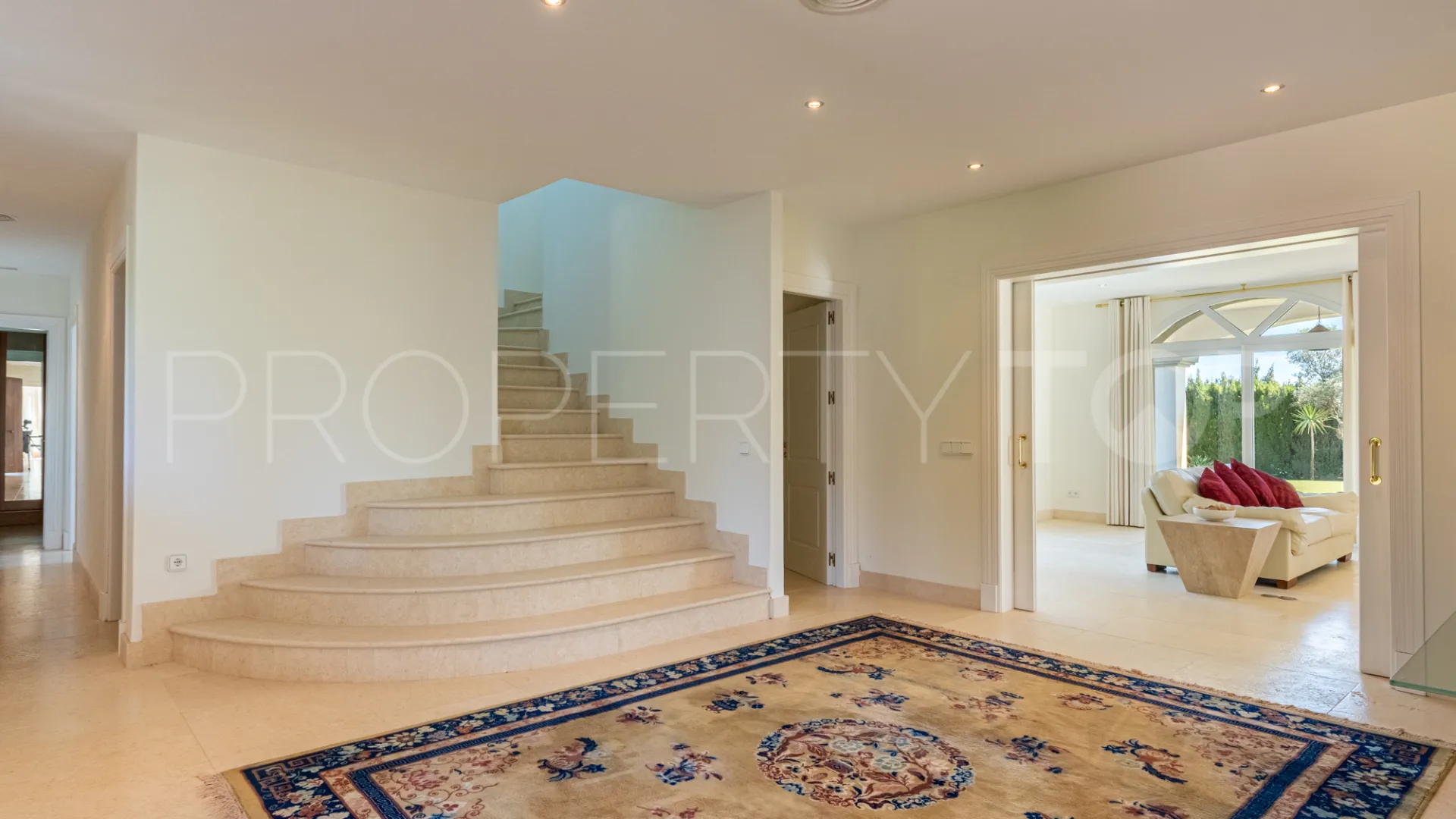 Zona L 5 bedrooms villa for sale