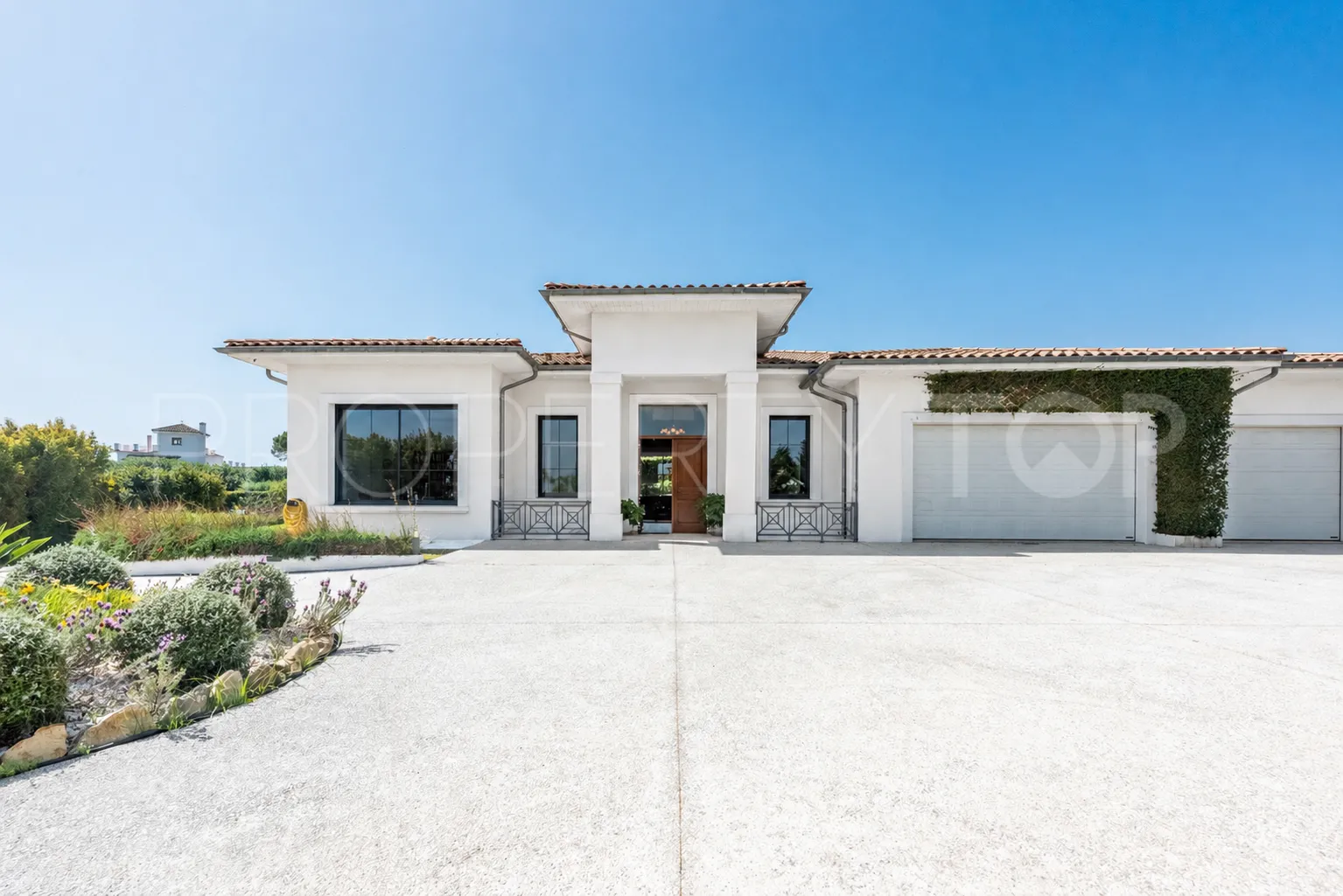 For sale Zona G 4 bedrooms villa