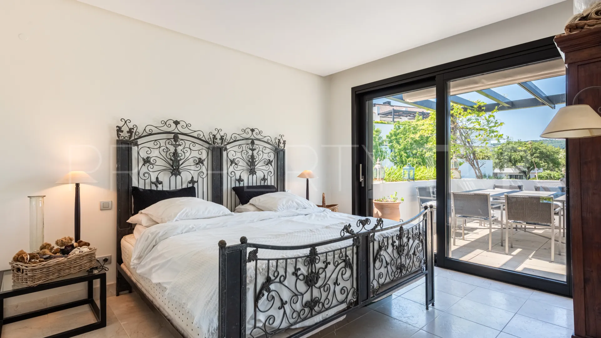 Hacienda de Valderrama 2 bedrooms duplex penthouse for sale