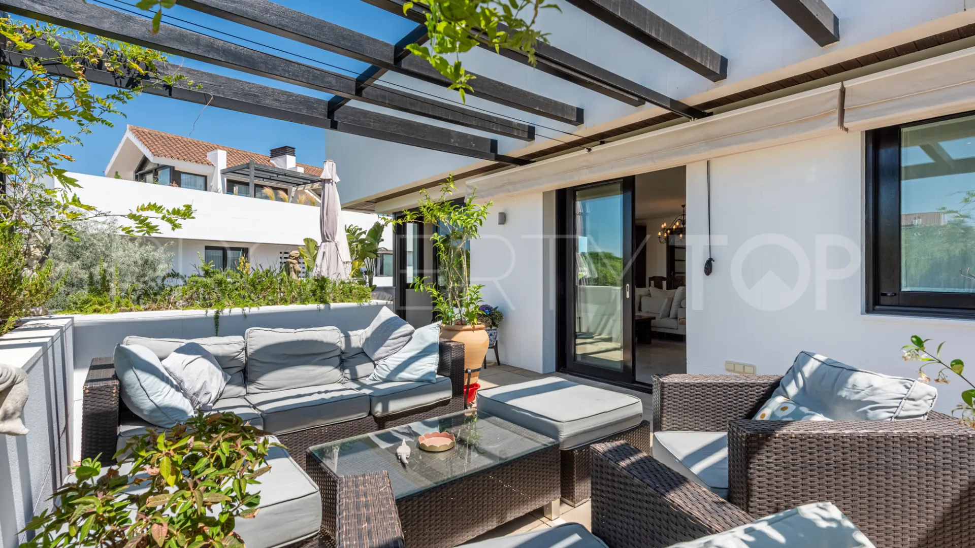 Hacienda de Valderrama 2 bedrooms duplex penthouse for sale
