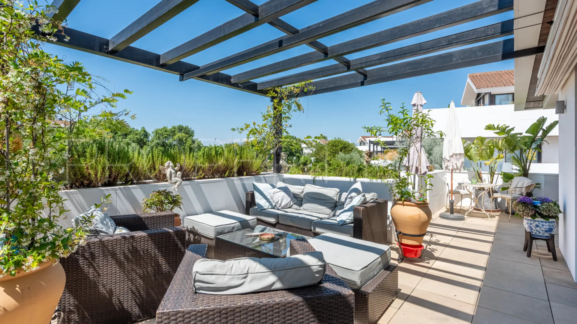 Hacienda de Valderrama 2 bedrooms duplex penthouse for sale