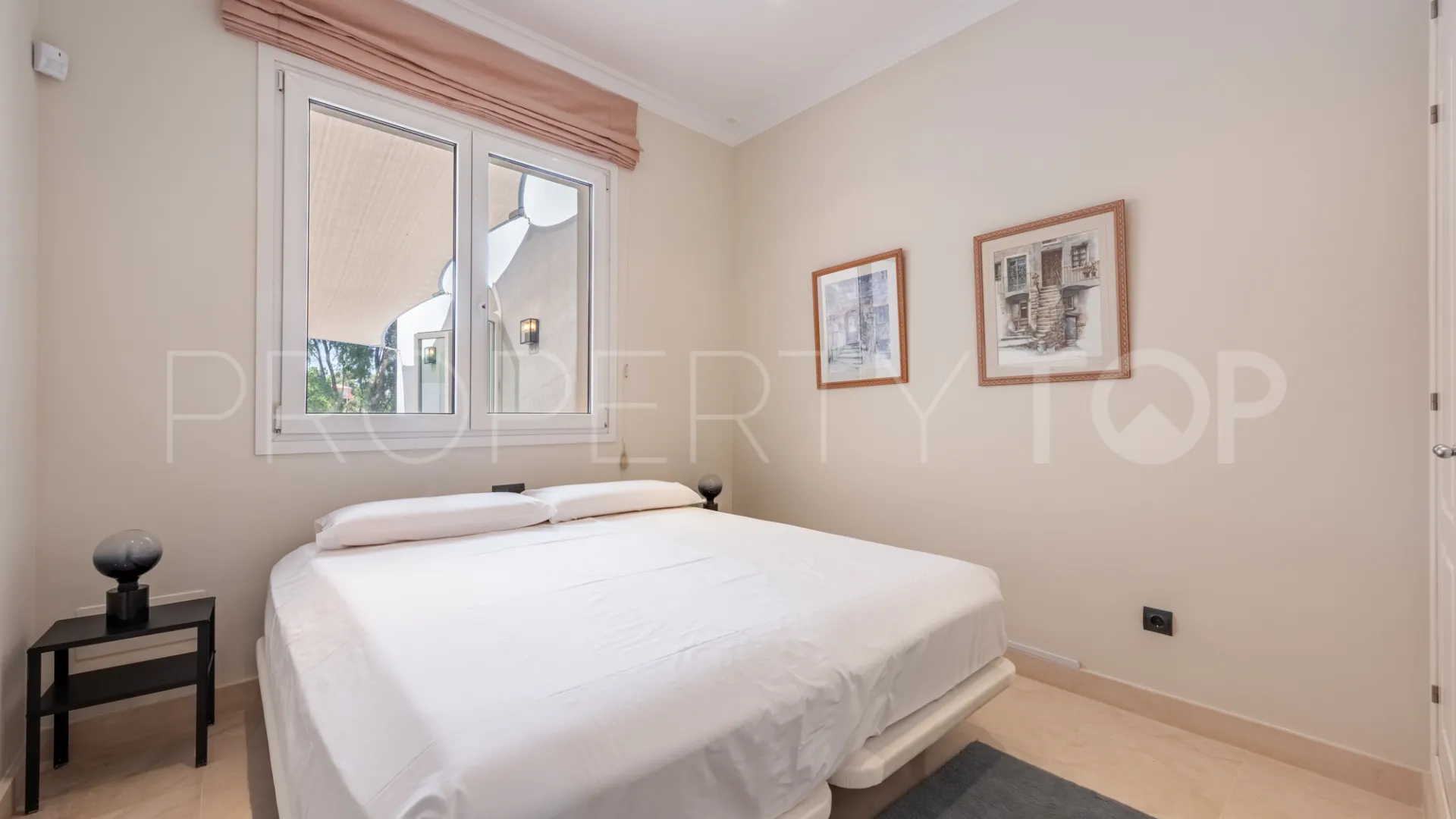 Villa en venta en Zona F