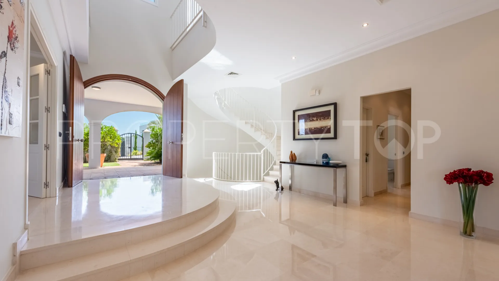 Villa en venta en Zona F