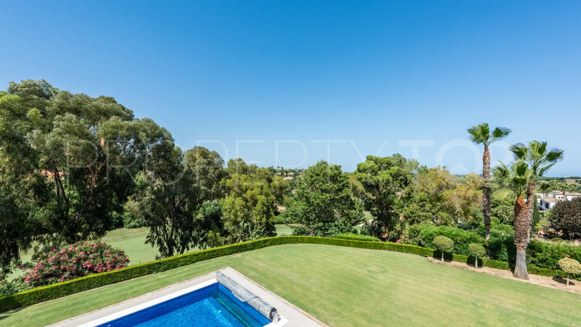 Villa en venta en Zona F