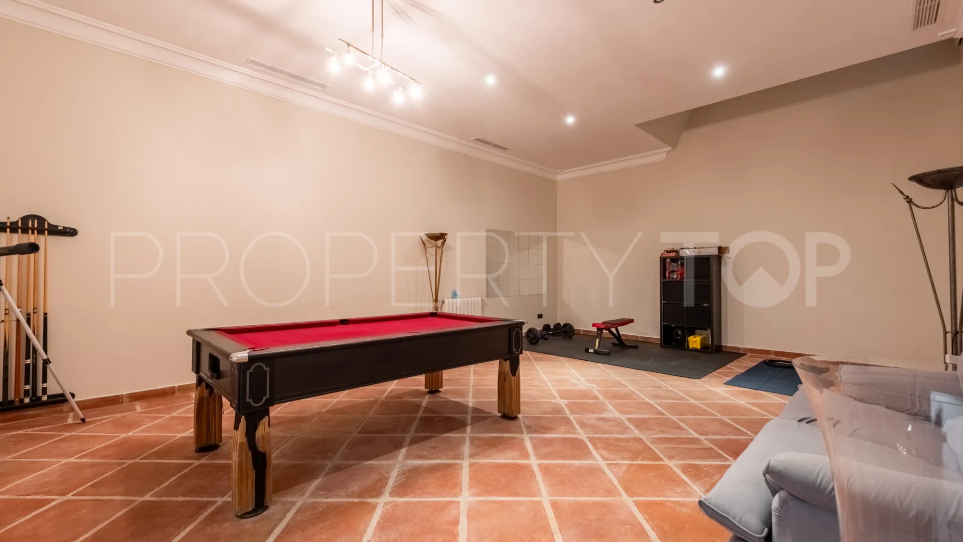Villa en venta en Zona F