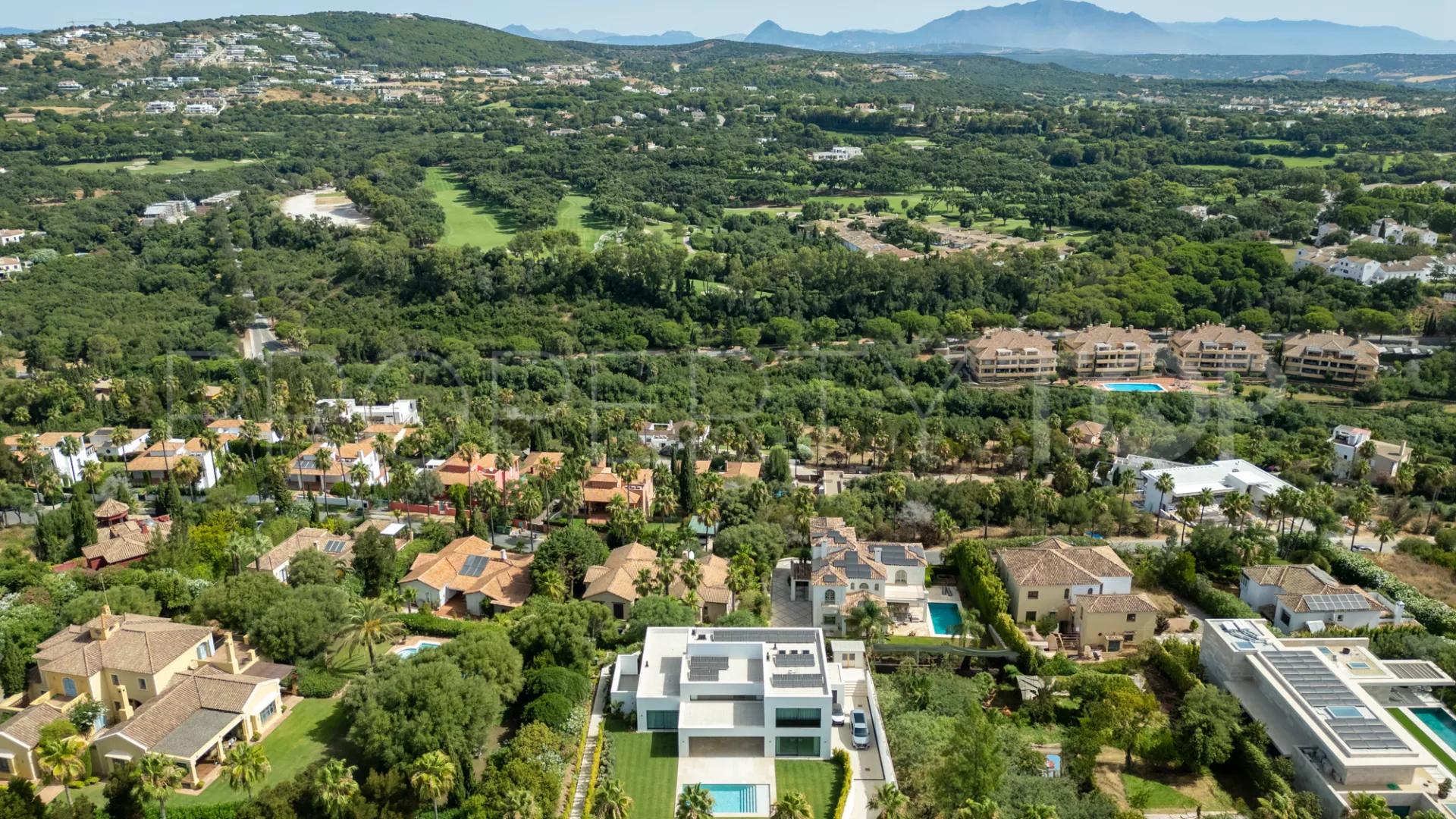 Villa a la venta en Zona F