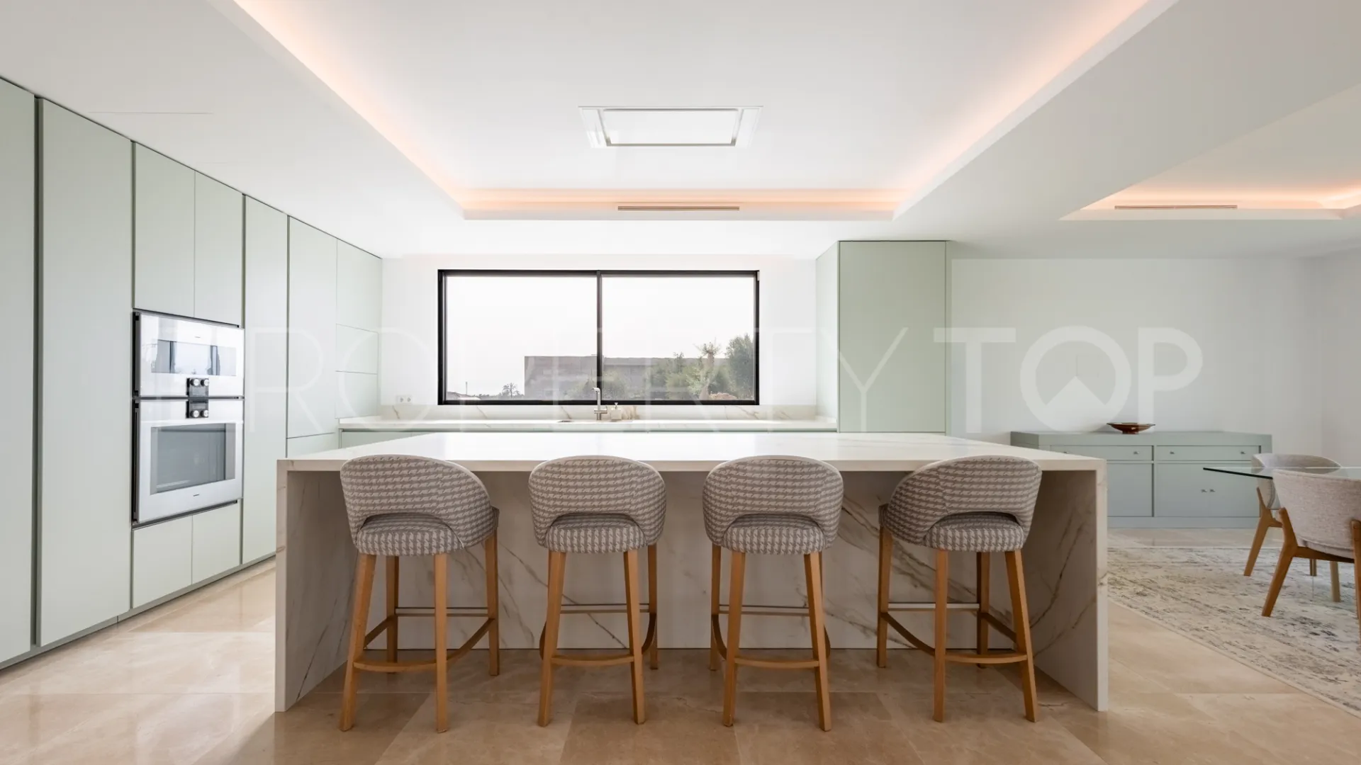 Villa a la venta en Zona F