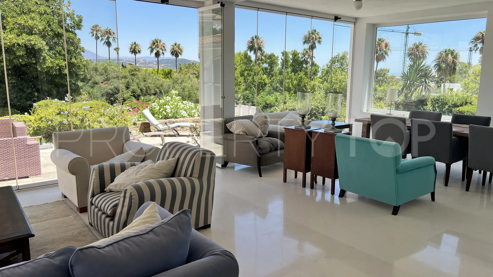 Villa en venta en Reyes y Reinas
