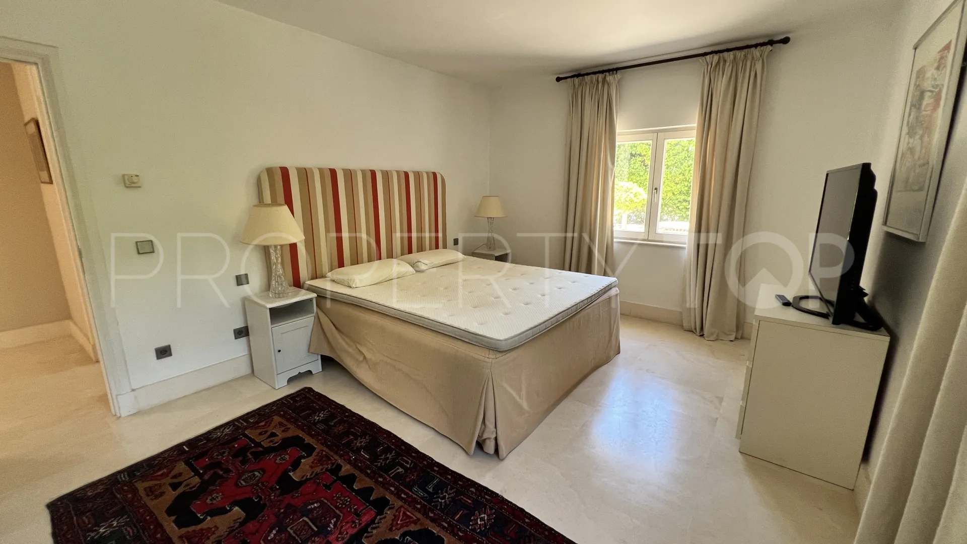 Villa en venta en Reyes y Reinas