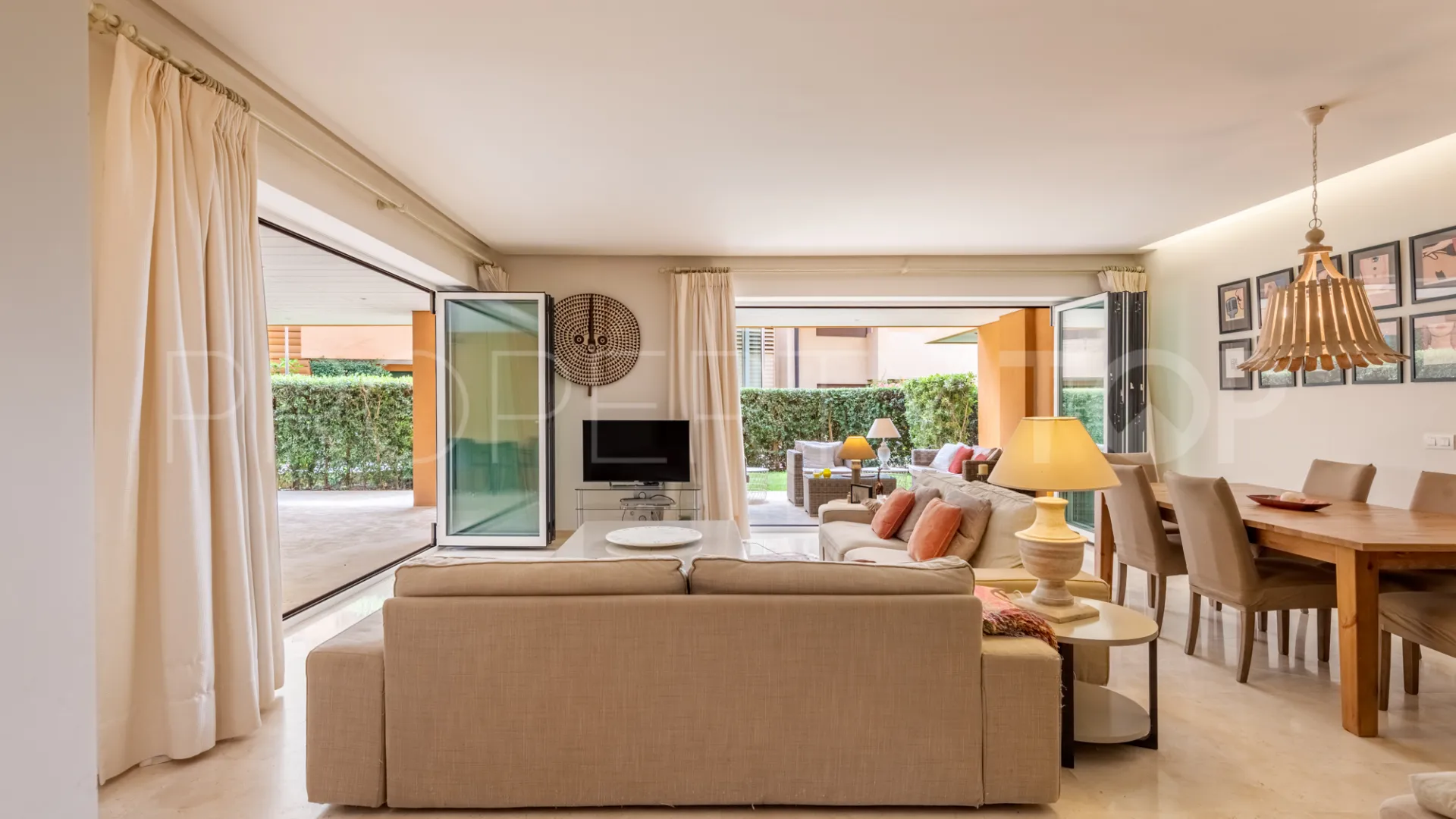 Buy ground floor apartment in Ribera del Marlin