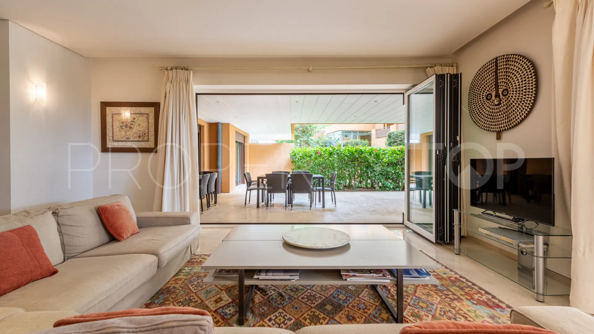 Buy ground floor apartment in Ribera del Marlin