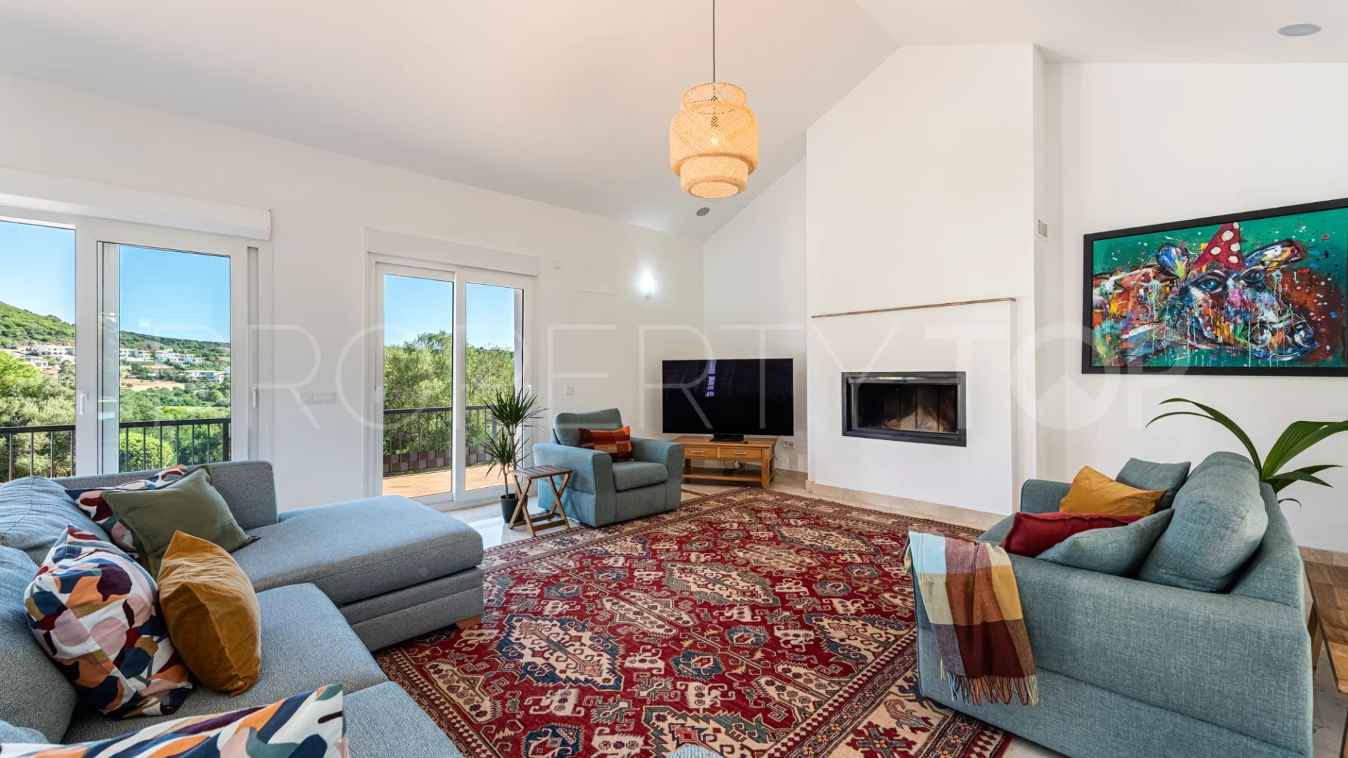Villa de 4 dormitorios en venta en Zona L