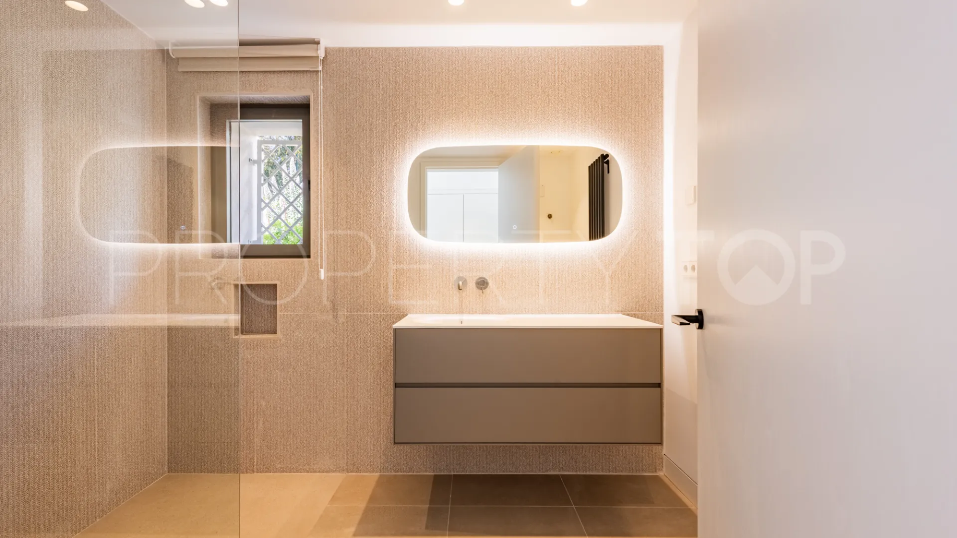 Comprar villa en Zona G
