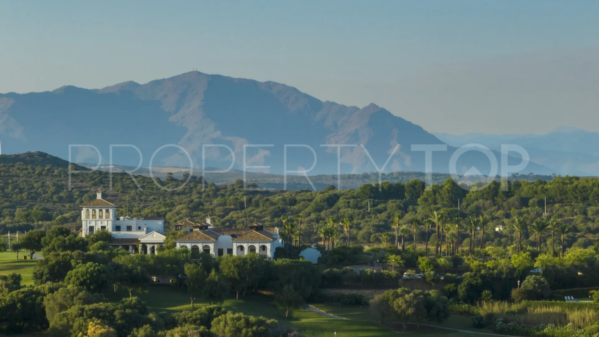 For sale plot in Zona L