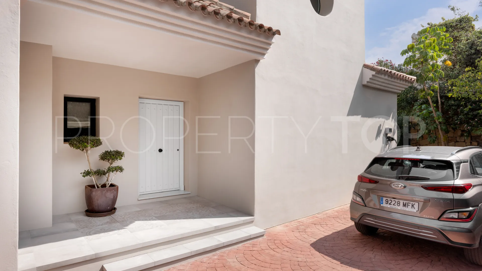 Villa for sale in Zona F with 4 bedrooms