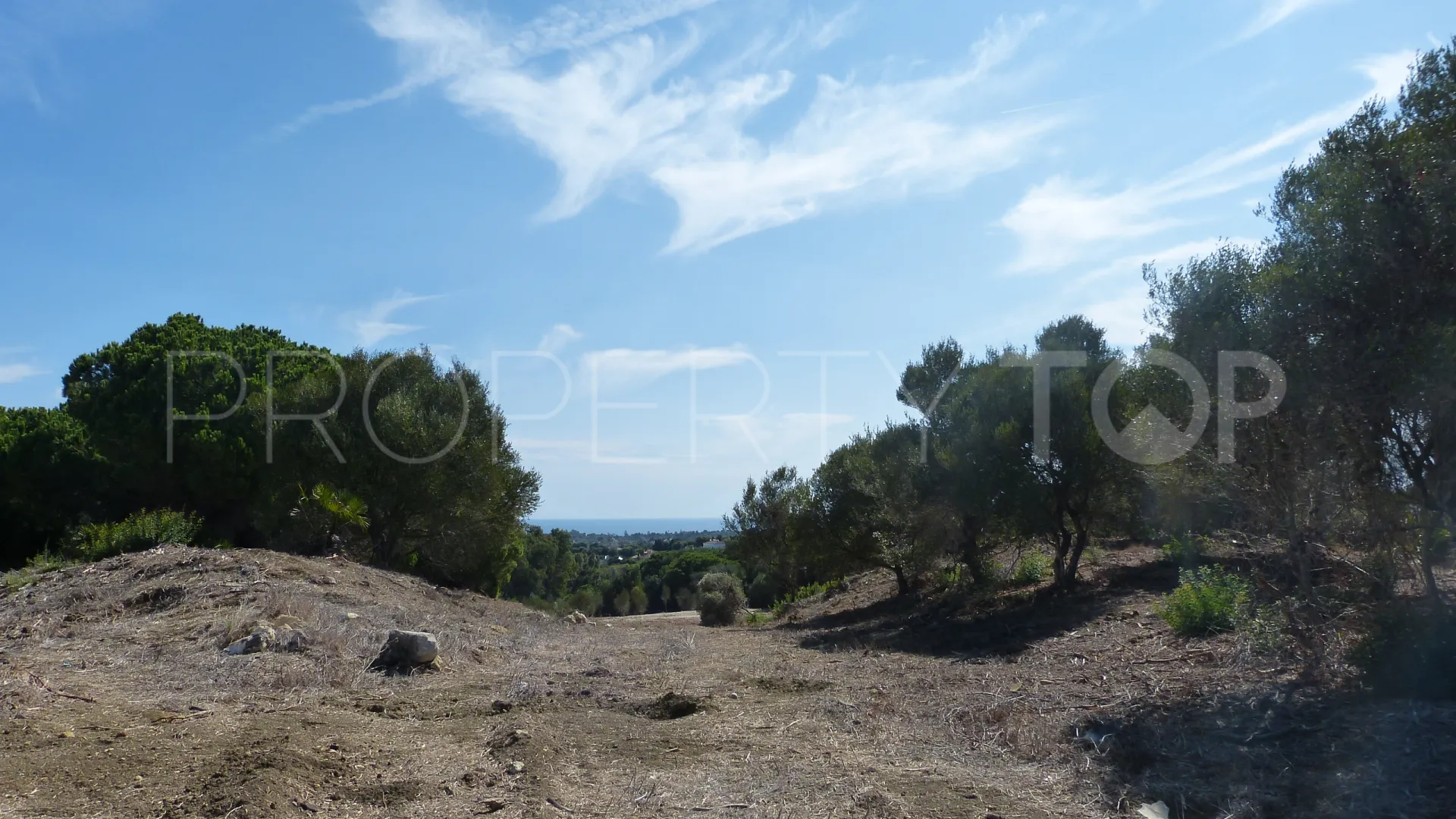 Zona L, parcela a la venta