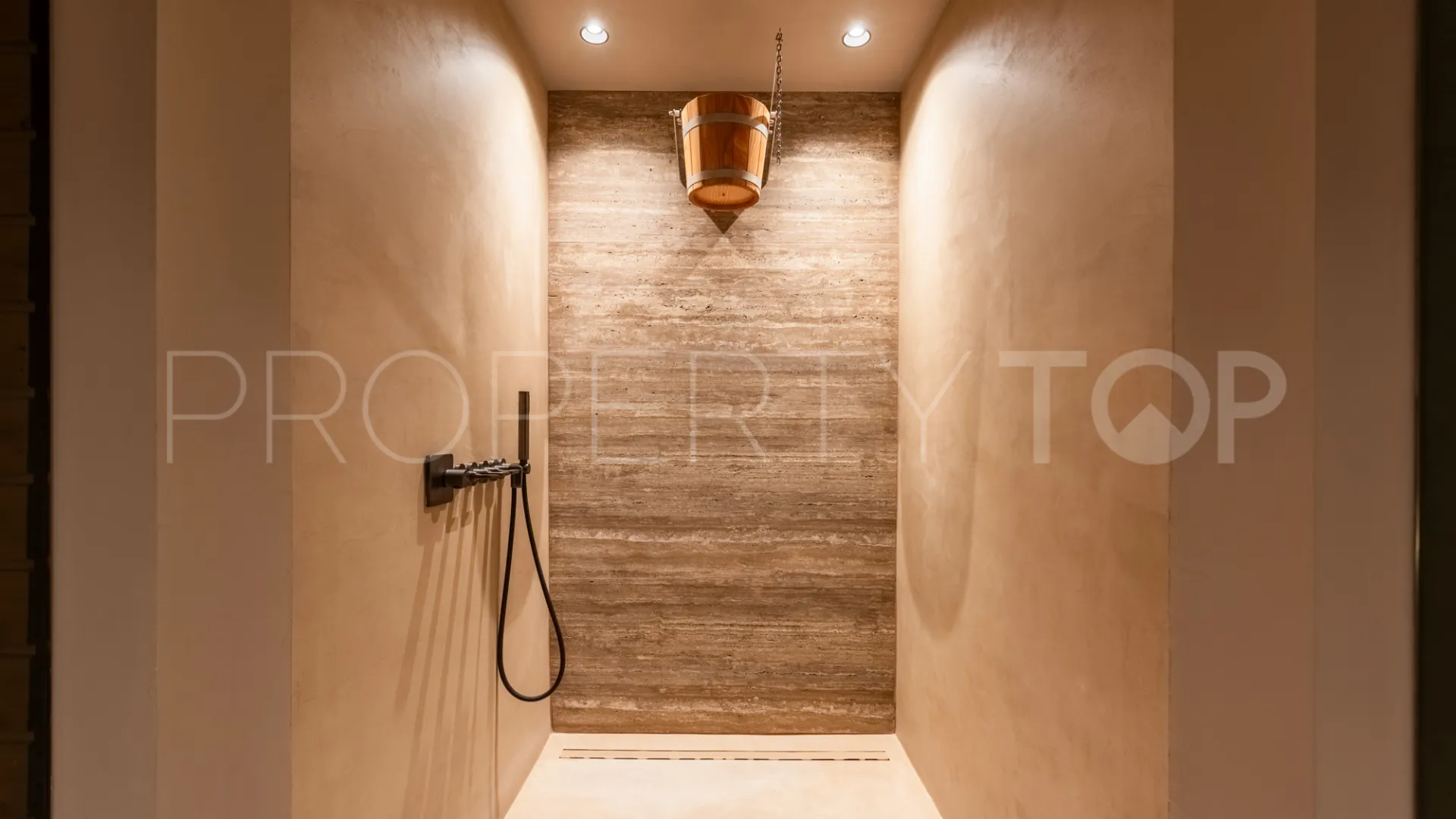 Se vende apartamento de 4 dormitorios en Hacienda de Valderrama