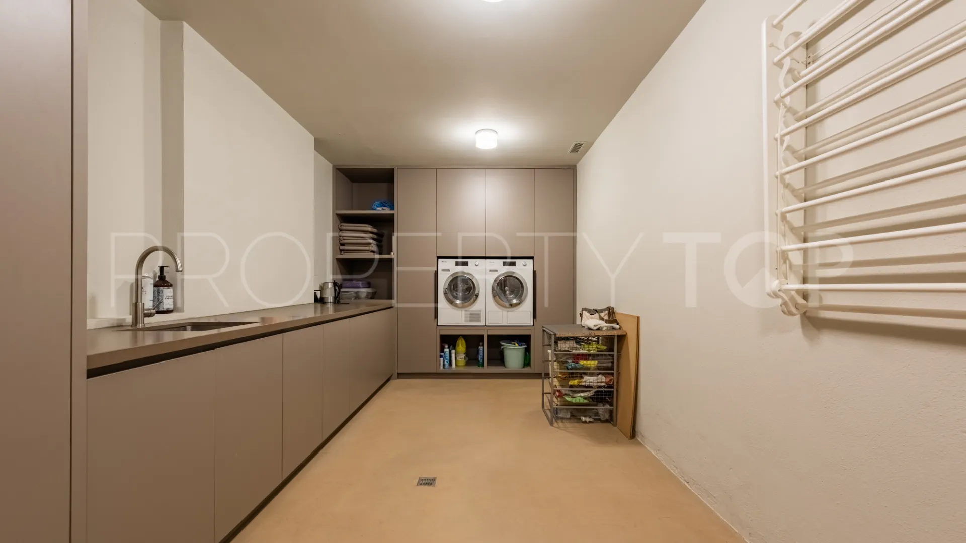 Se vende apartamento de 4 dormitorios en Hacienda de Valderrama