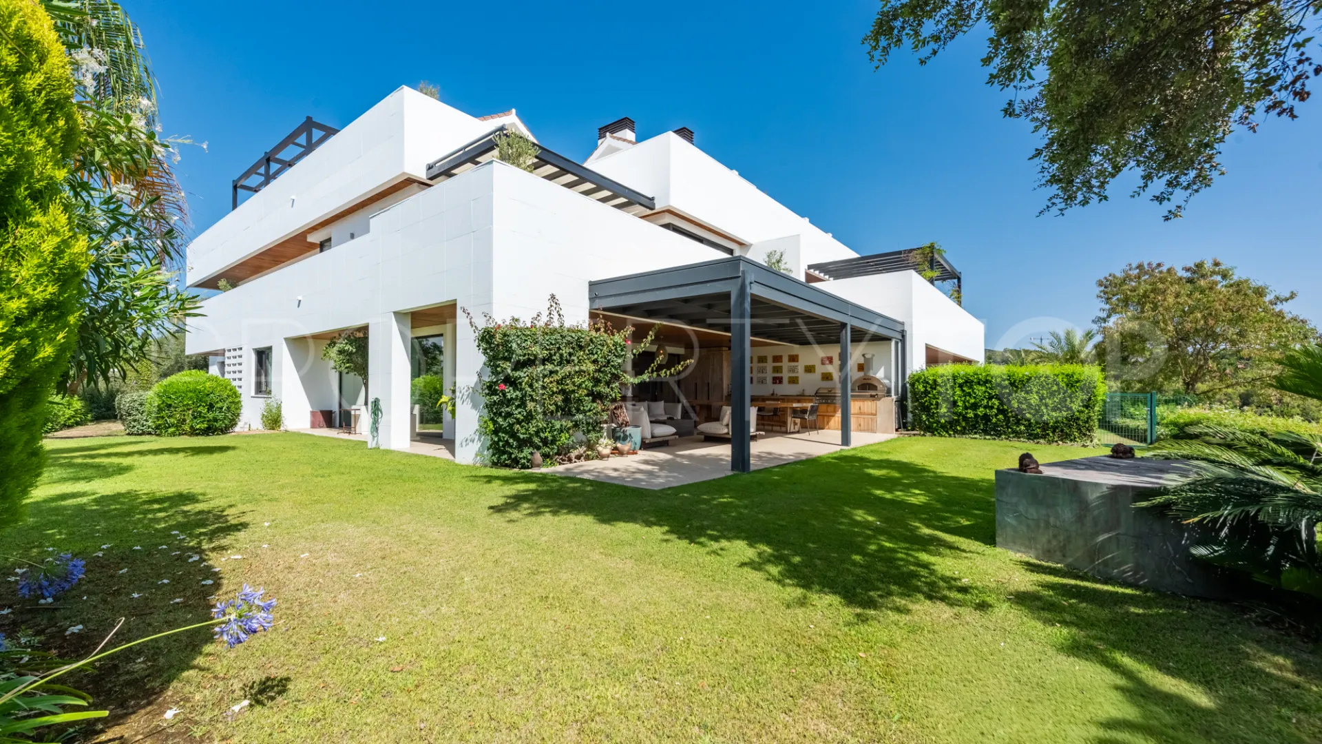 Se vende apartamento de 4 dormitorios en Hacienda de Valderrama