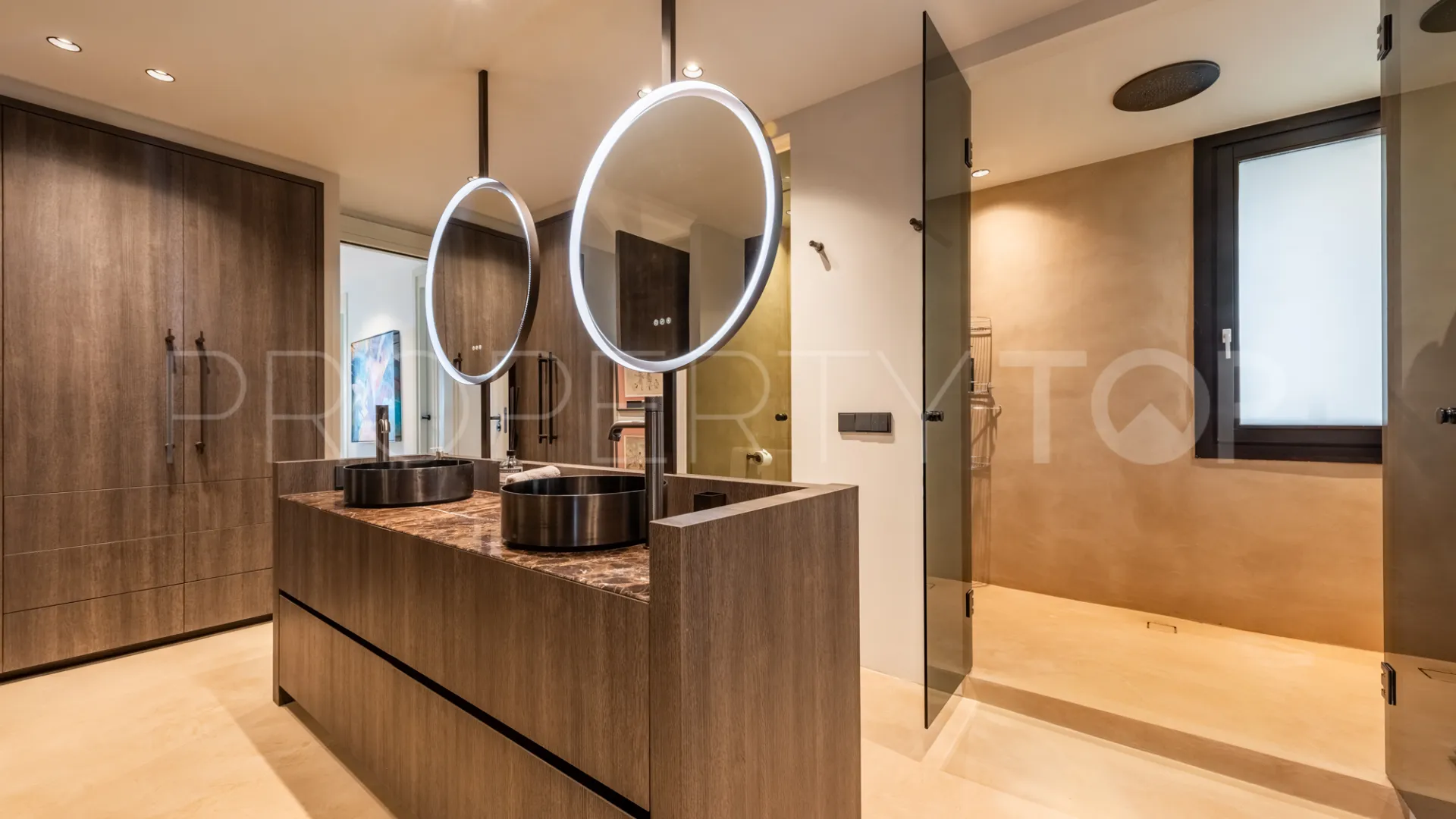 Se vende apartamento de 4 dormitorios en Hacienda de Valderrama