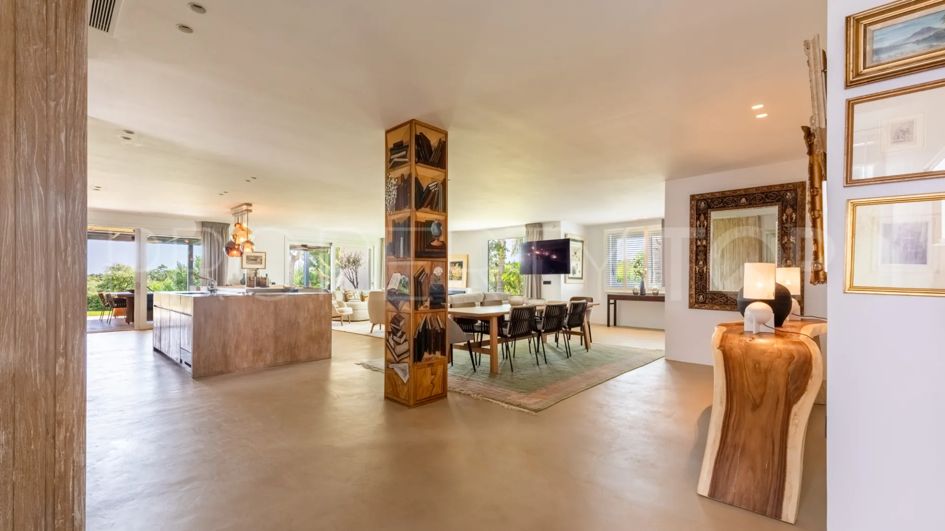 Se vende apartamento de 4 dormitorios en Hacienda de Valderrama