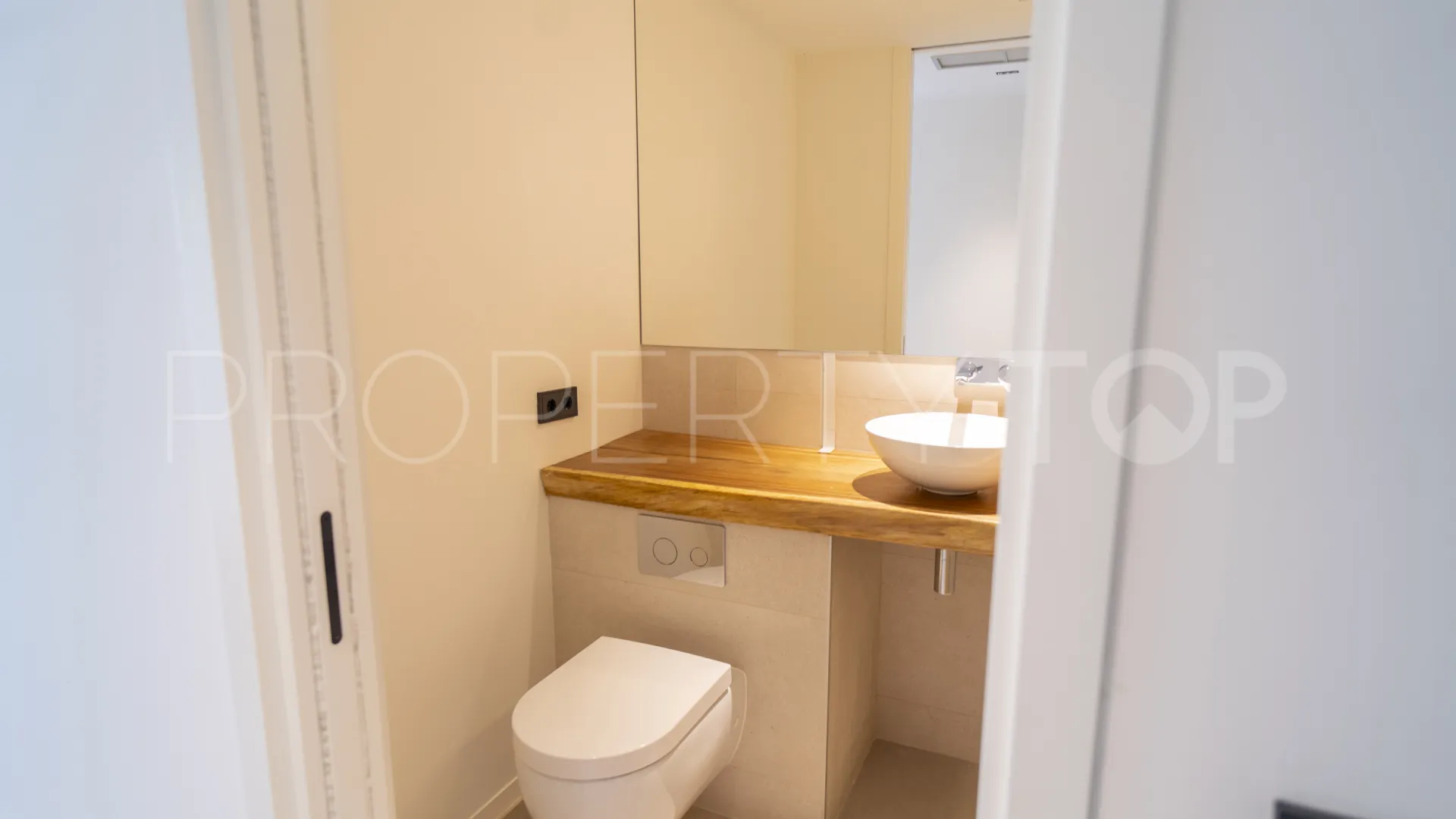 3 bedrooms apartment in Village Verde for sale