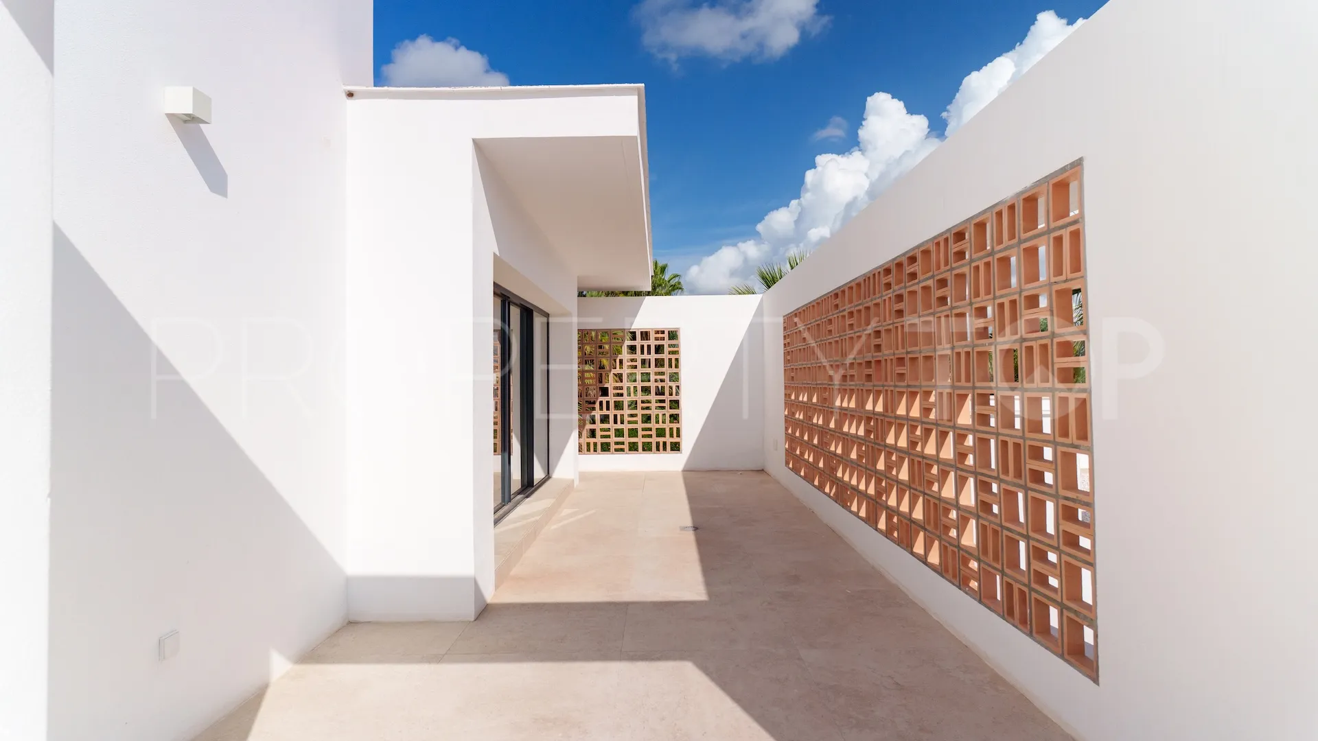 Zona B, villa a la venta con 6 dormitorios