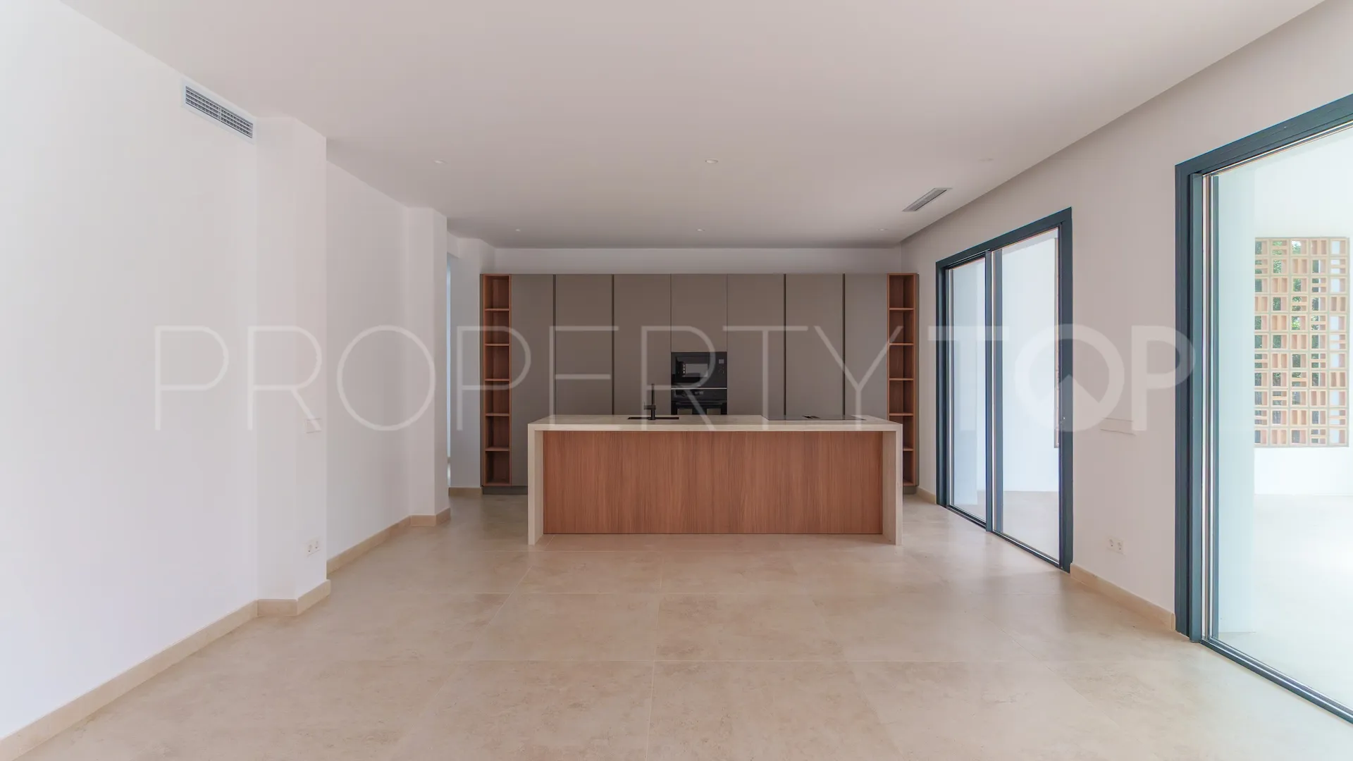 Zona B, villa a la venta con 6 dormitorios