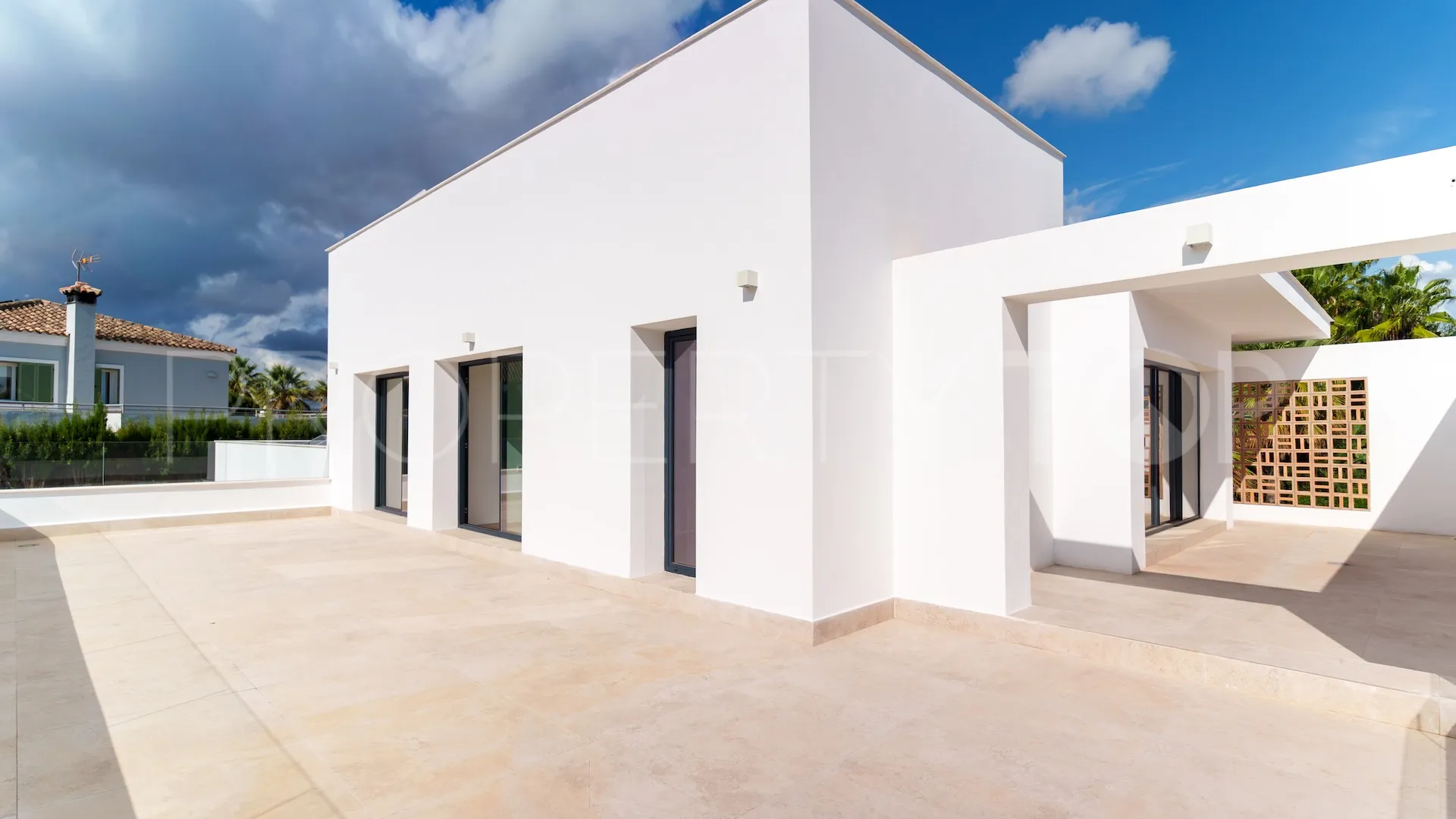 Zona B, villa a la venta con 6 dormitorios
