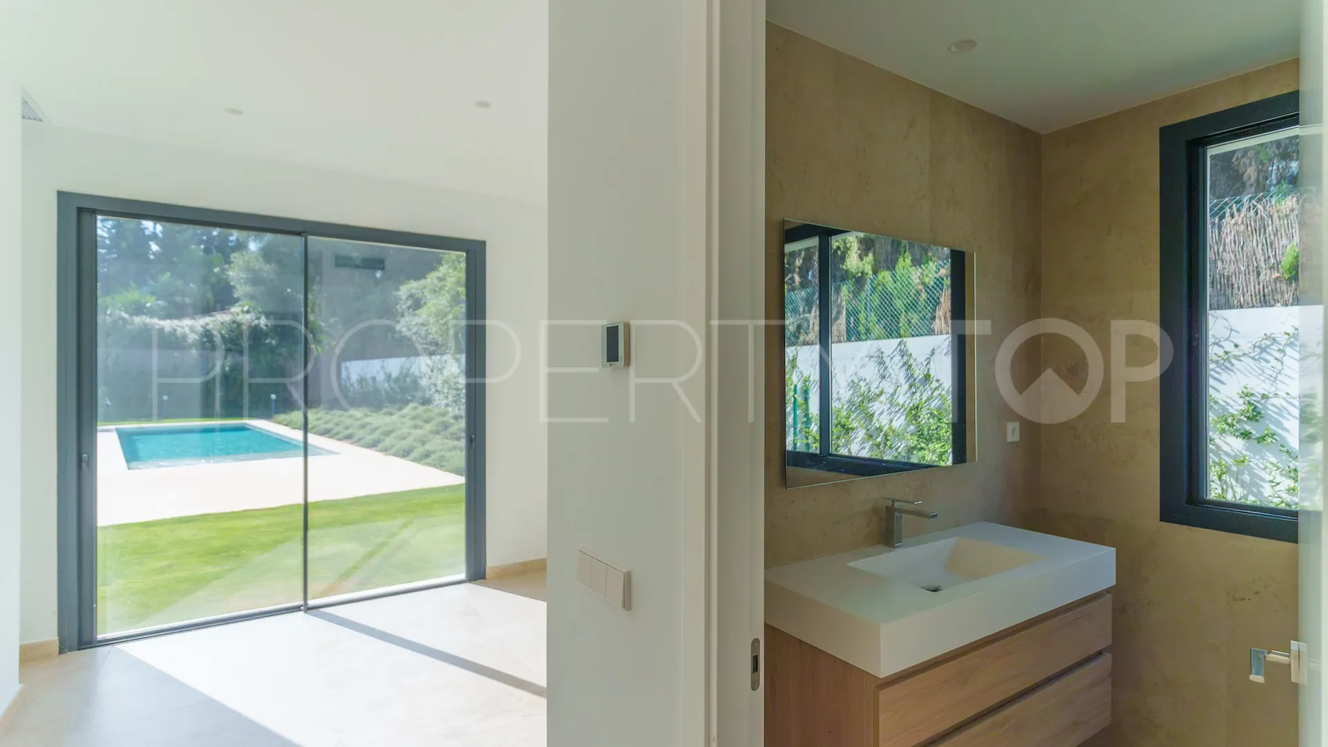 Zona B, villa a la venta con 6 dormitorios