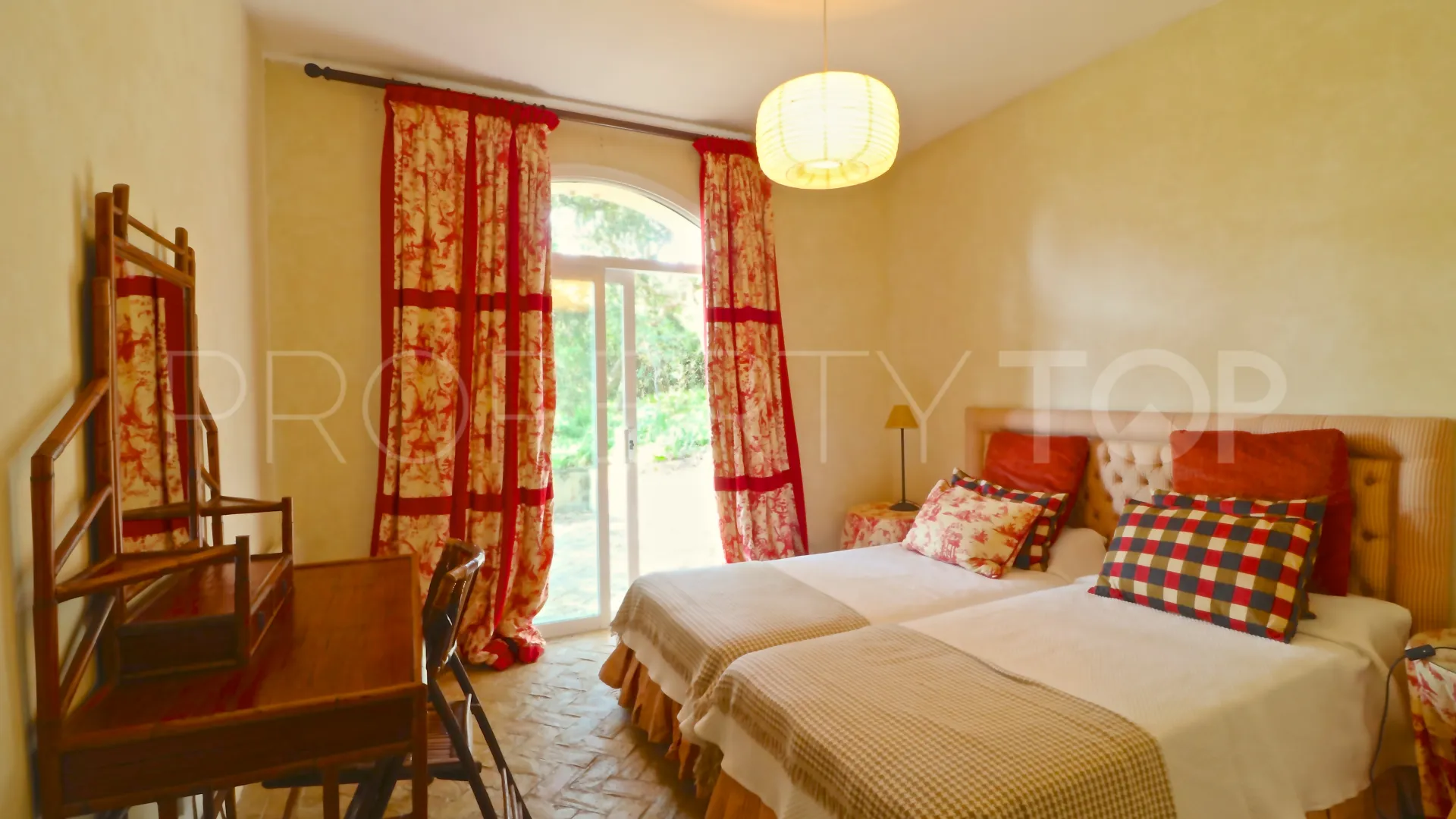 For sale Los Altos de Valderrama villa