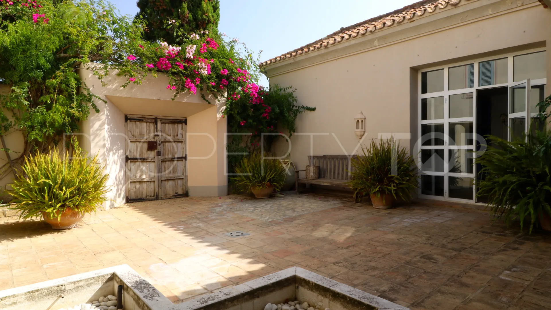 For sale Los Altos de Valderrama villa