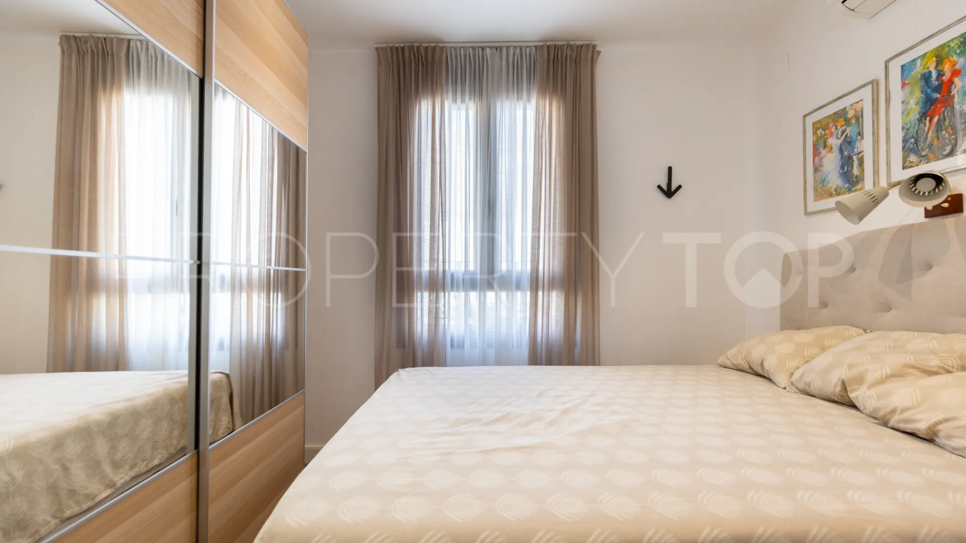 Atico duplex en venta en La Merced con 4 dormitorios