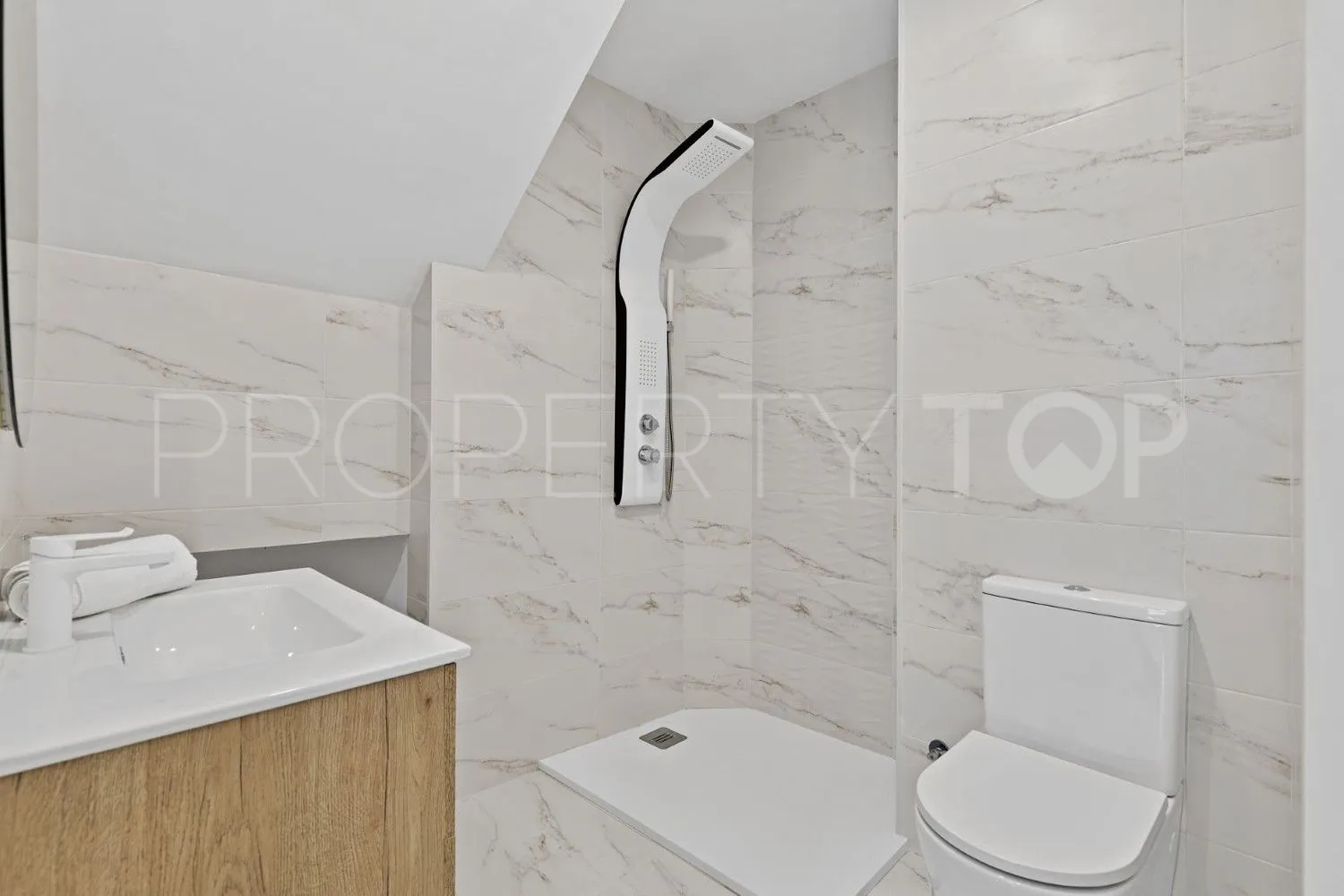 Casa con 2 dormitorios a la venta en Sitio de Calahonda
