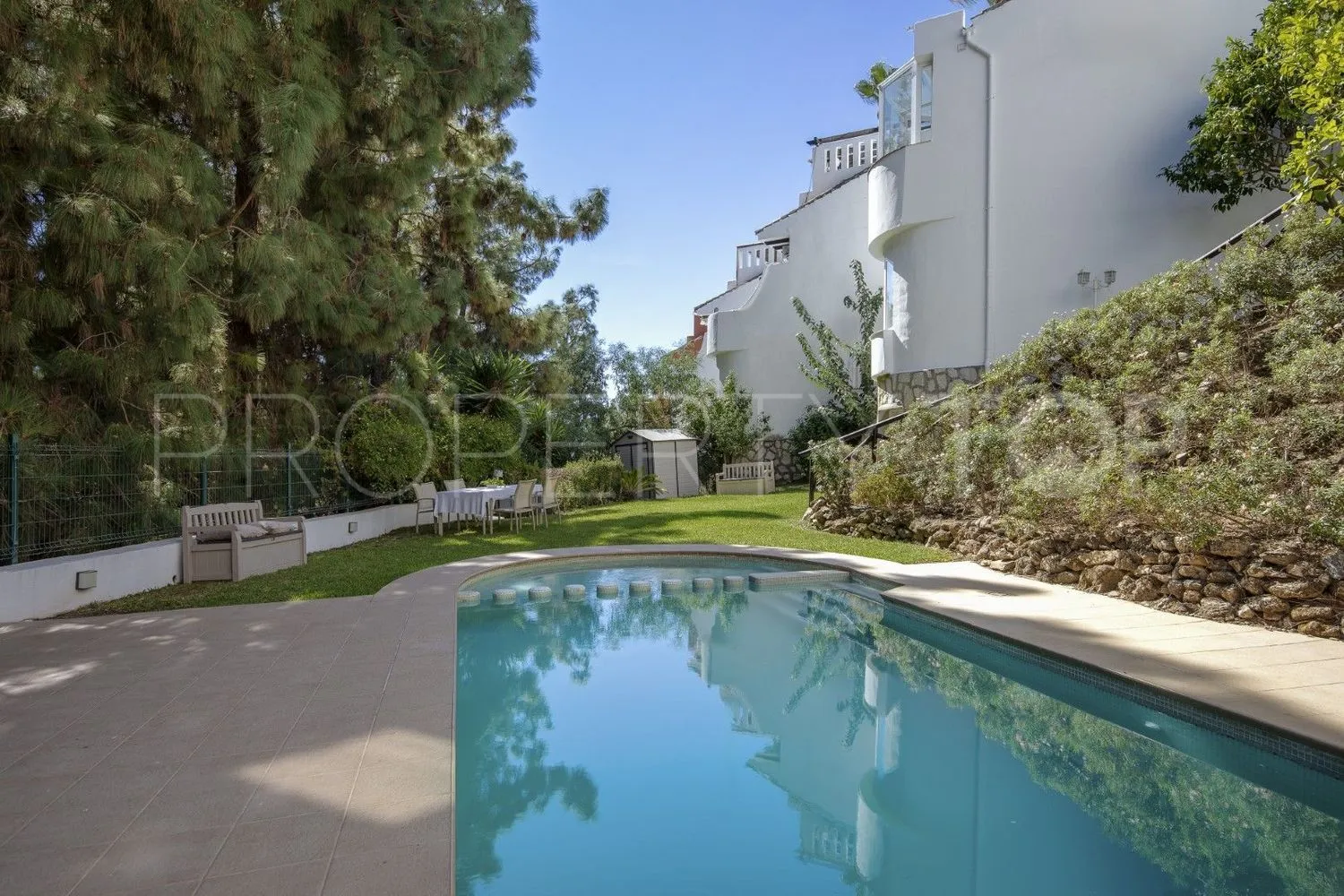 Casa con 2 dormitorios a la venta en Sitio de Calahonda