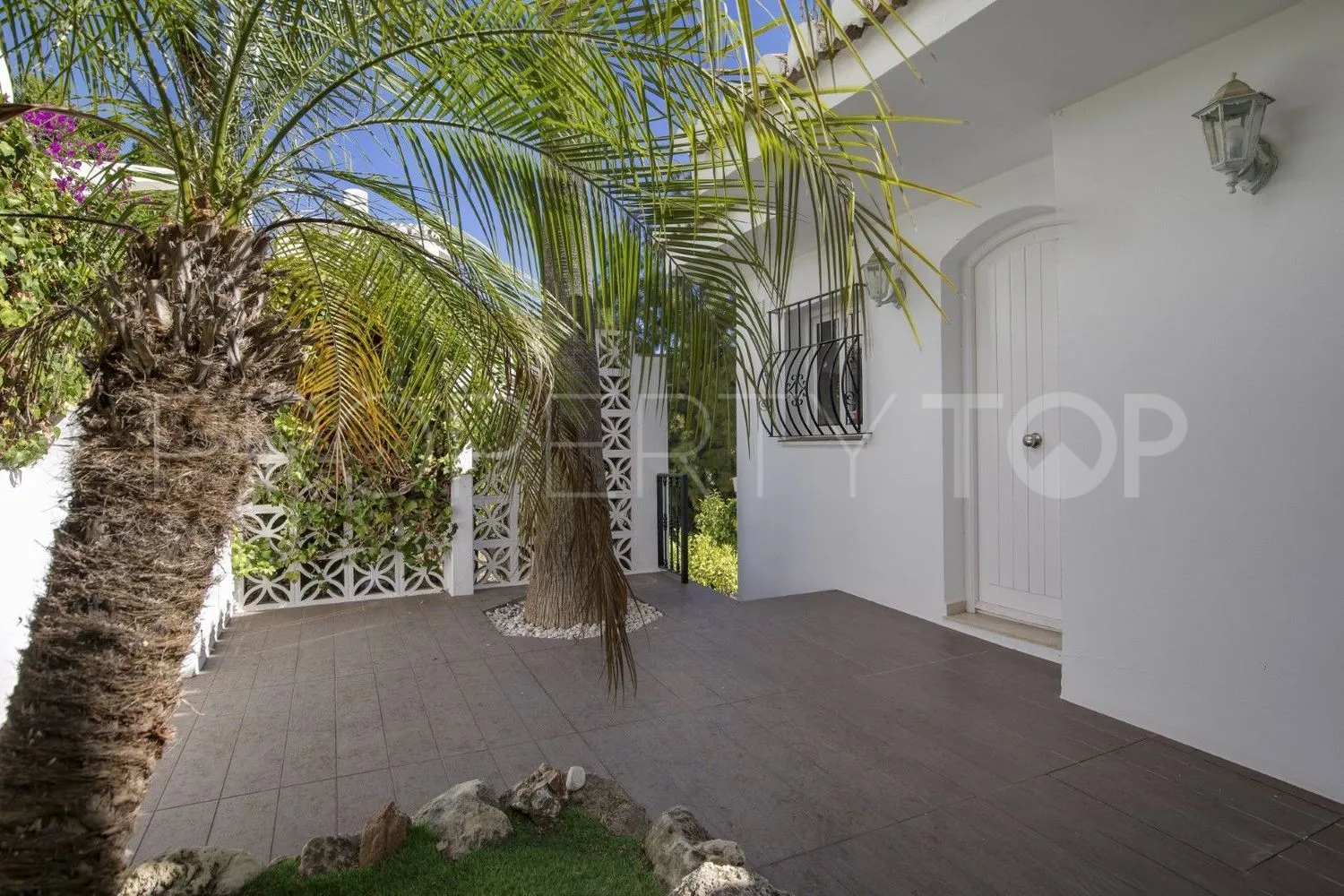 For sale Sitio de Calahonda 2 bedrooms house