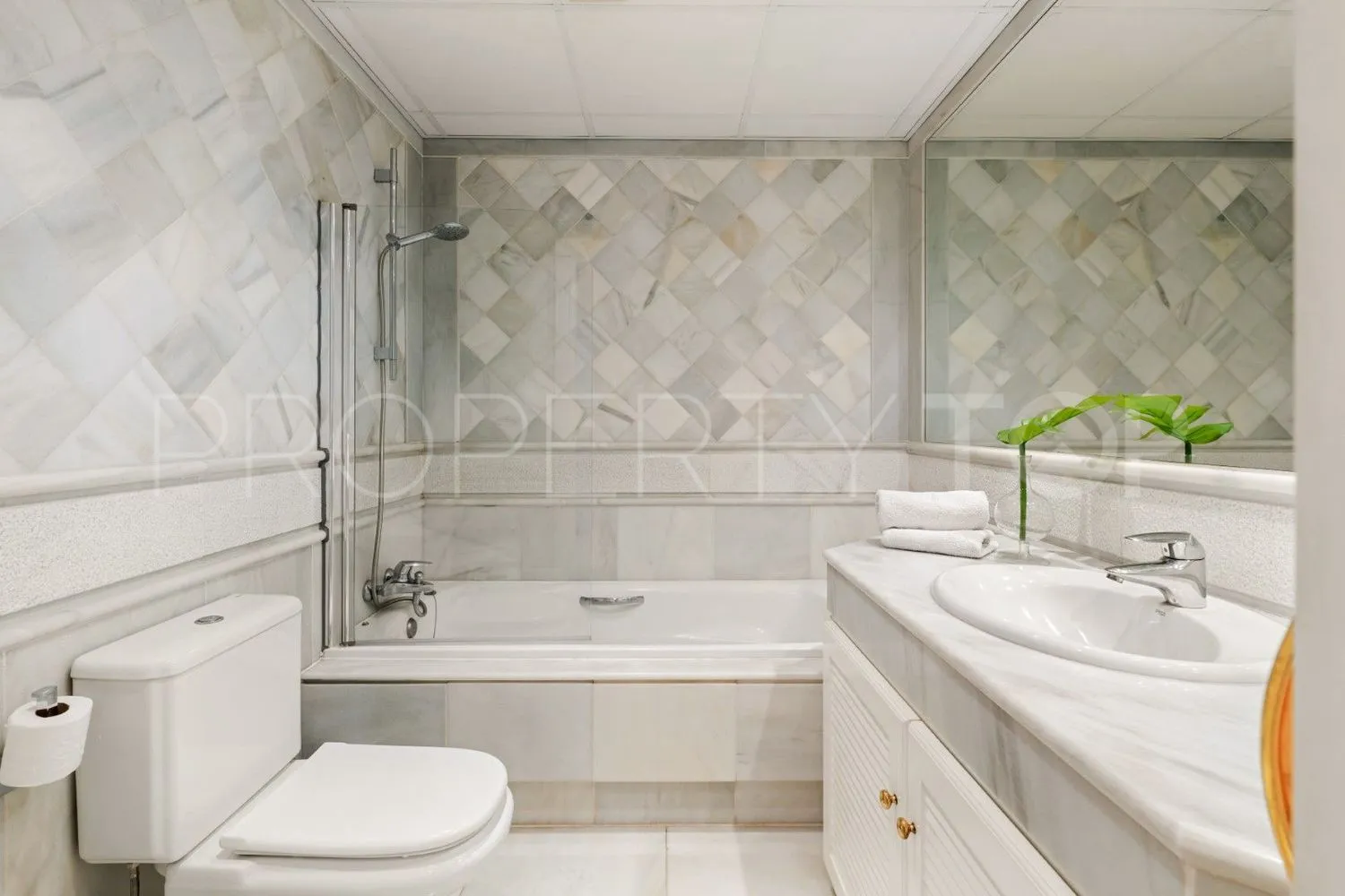 For sale flat with 2 bedrooms in La Carolina