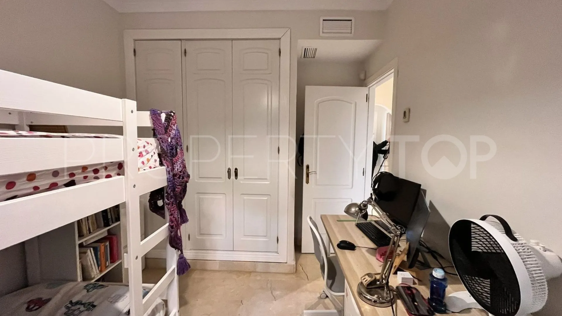 Piso en venta de 2 dormitorios en Santa Maria