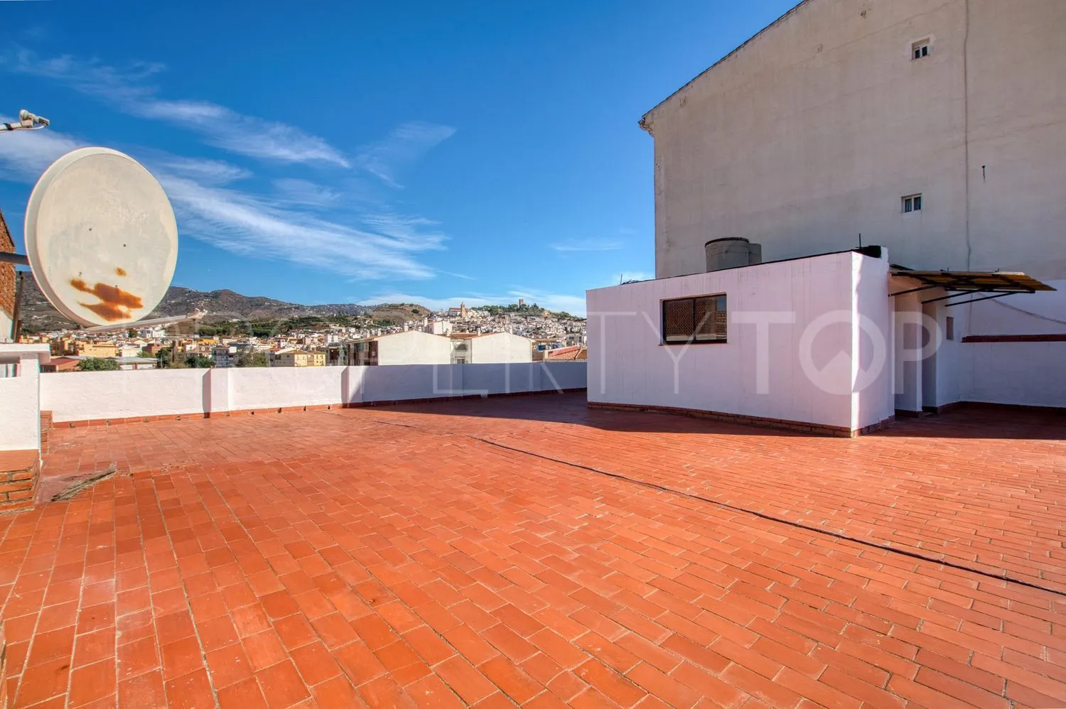 Building for sale in Velez Malaga