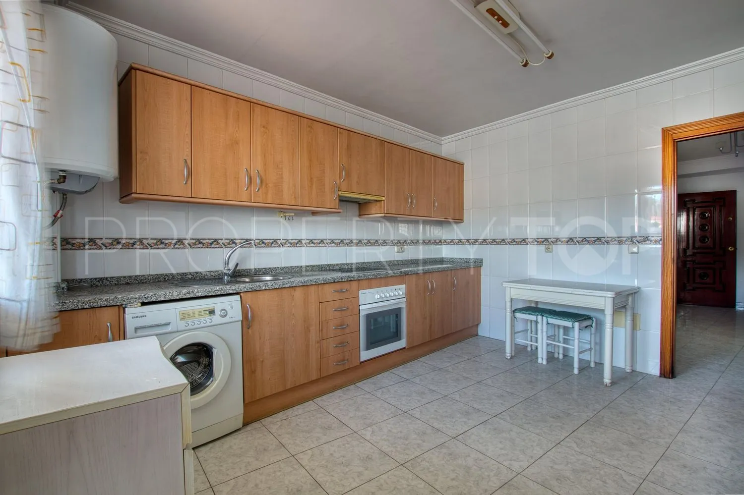 Building for sale in Velez Malaga