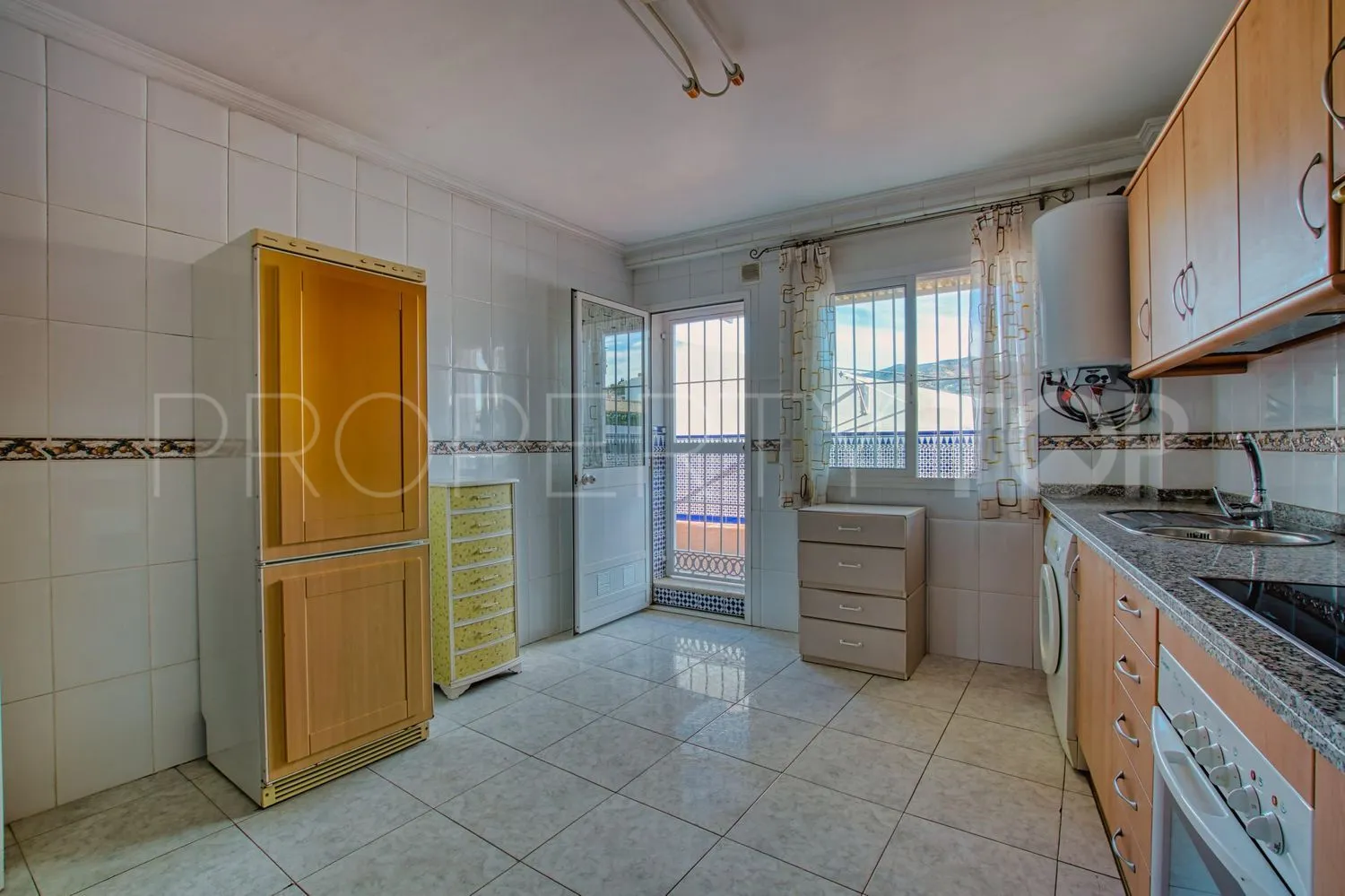 Building for sale in Velez Malaga