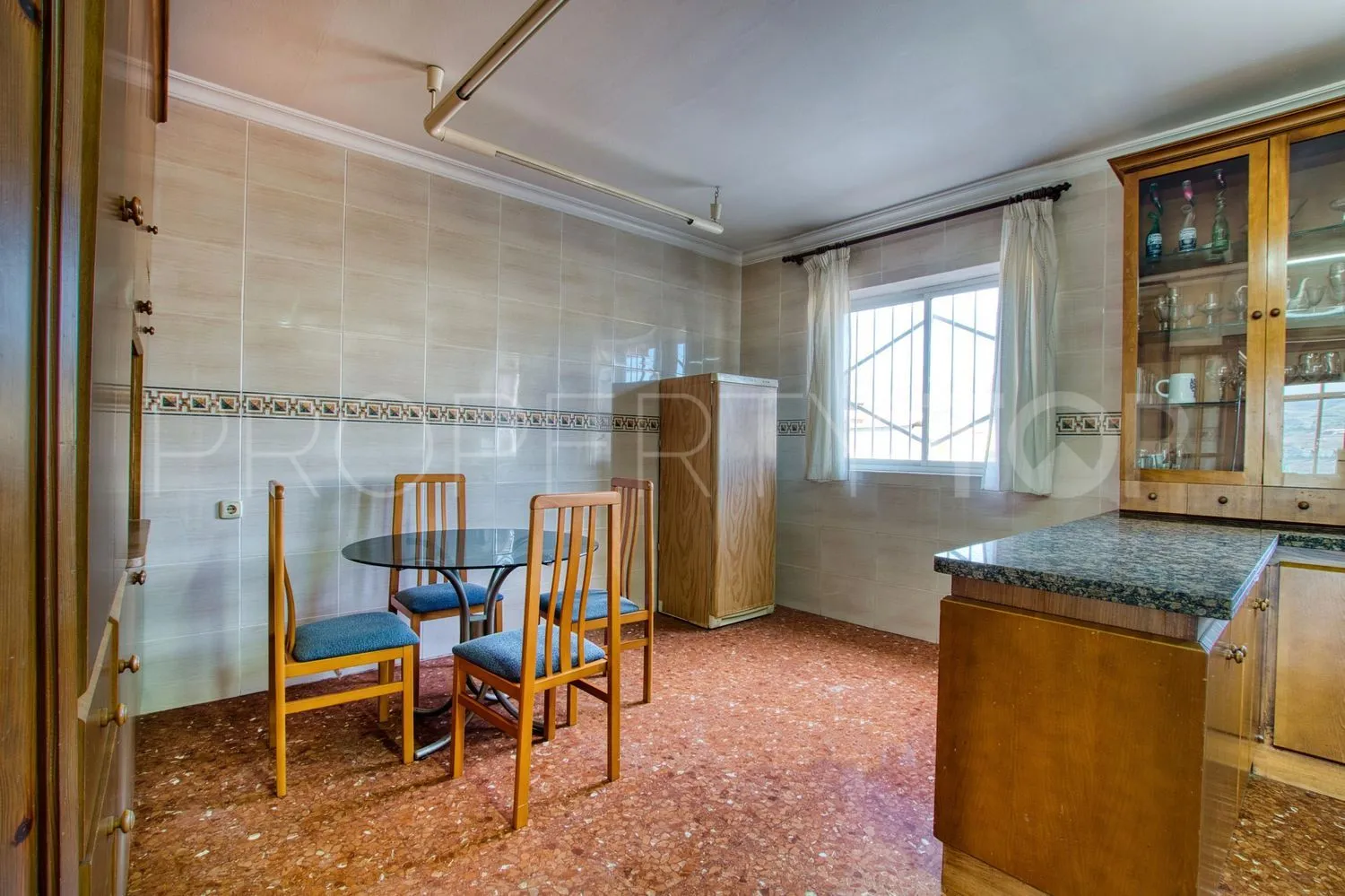 Building for sale in Velez Malaga