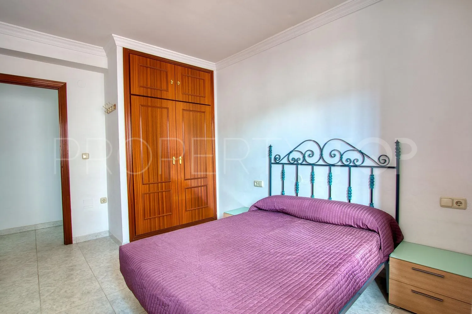 Building for sale in Velez Malaga