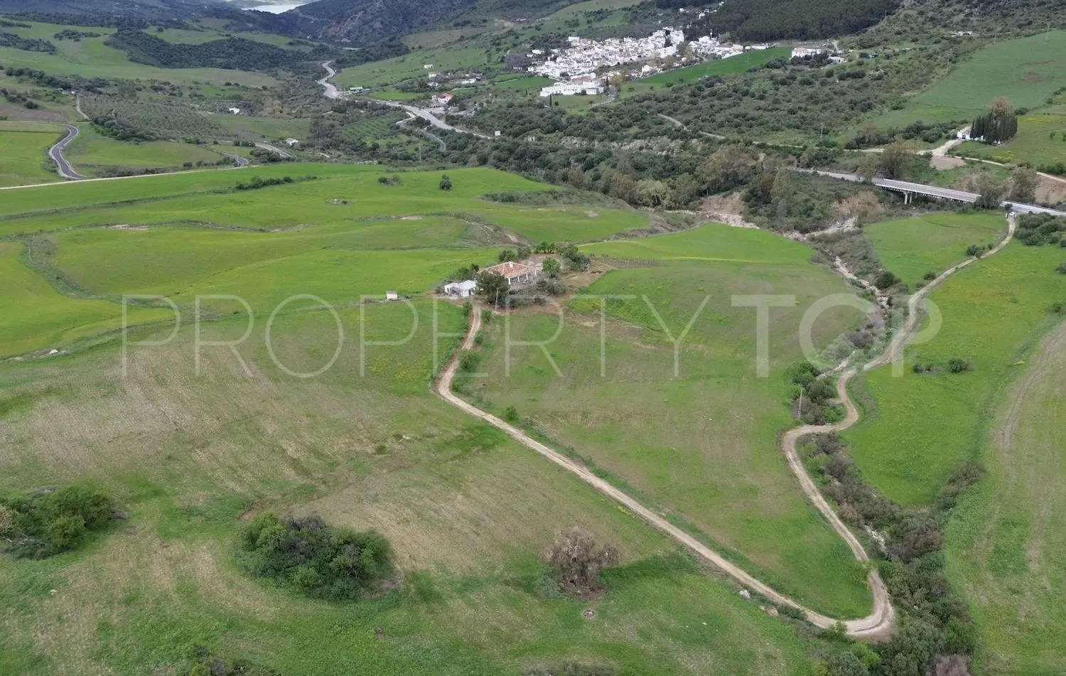 Comprar finca en Montecorto