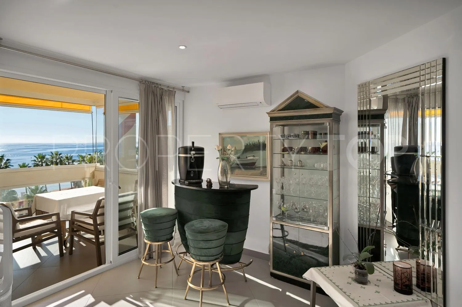 Playa Bajadilla - Puertos, piso de 2 dormitorios en venta