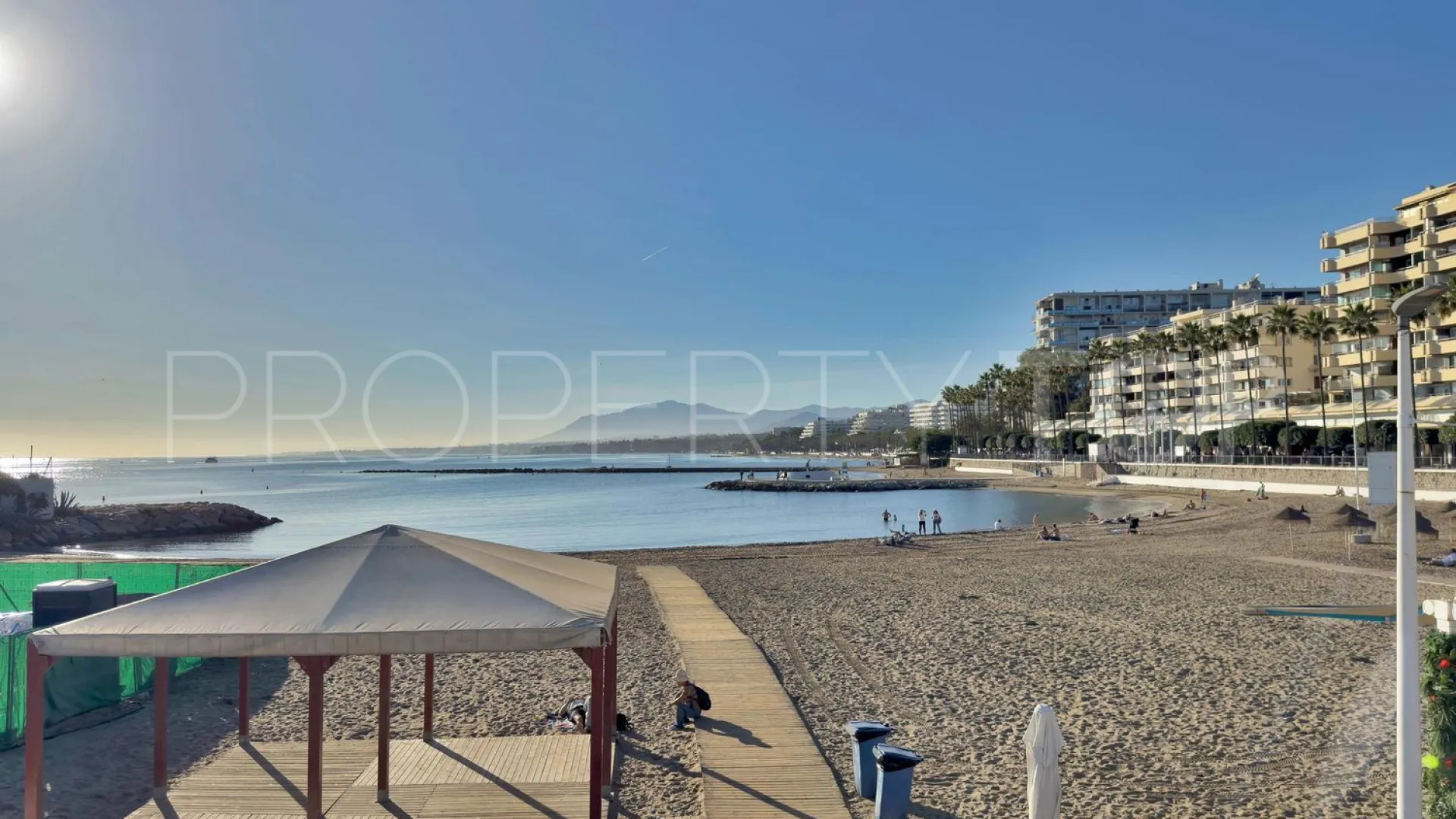 Playa Bajadilla - Puertos, piso de 2 dormitorios en venta