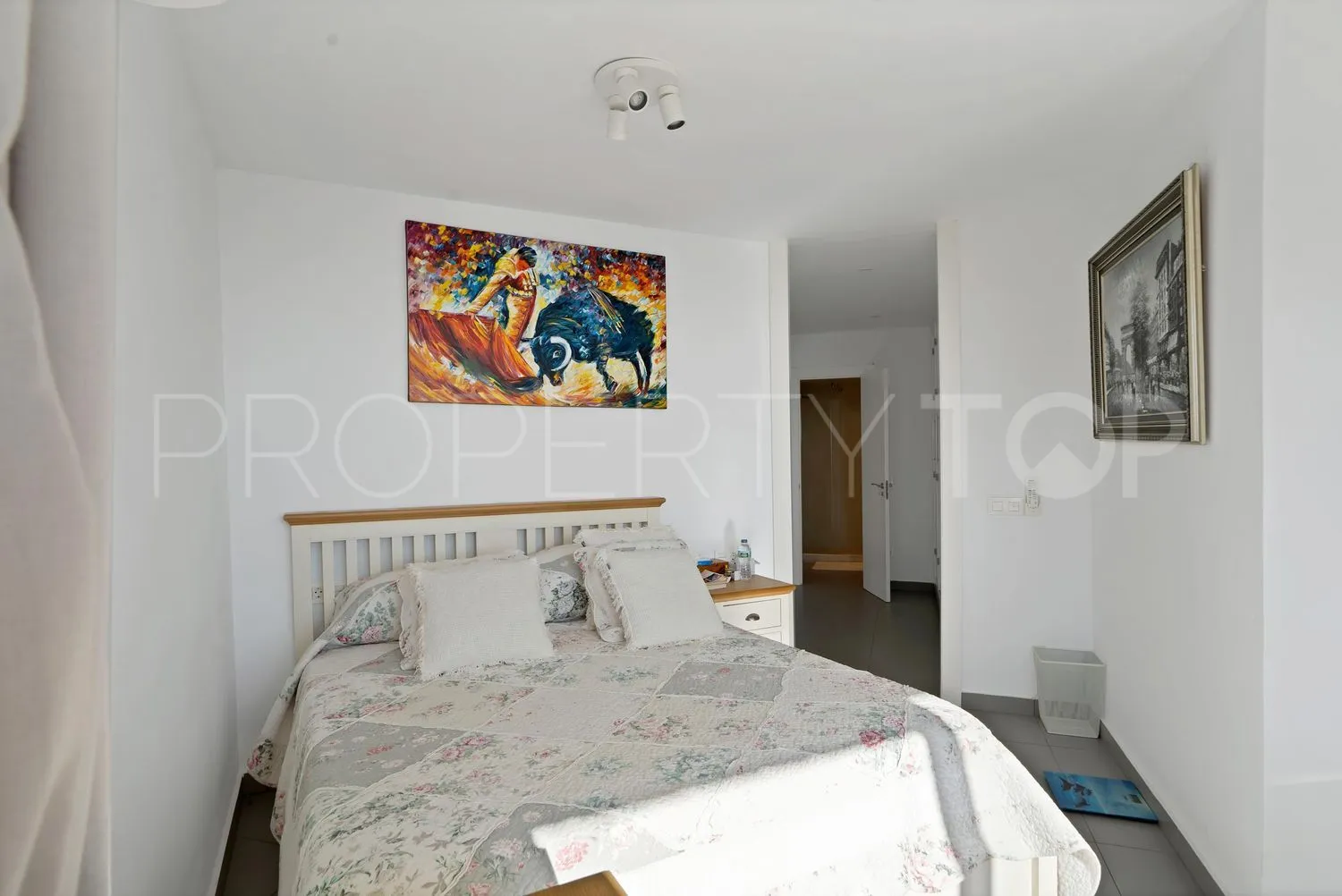 Playa Bajadilla - Puertos, piso de 2 dormitorios en venta