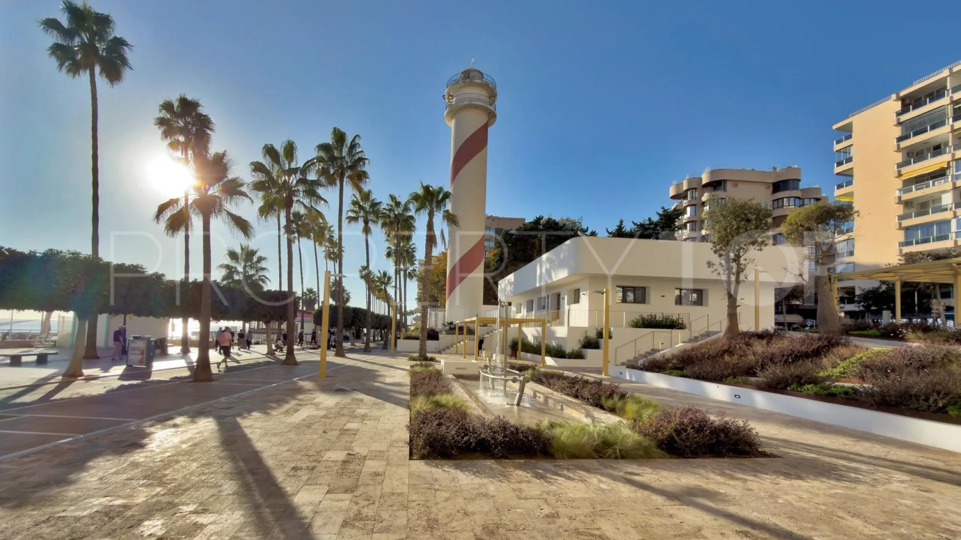Playa Bajadilla - Puertos, piso de 2 dormitorios en venta